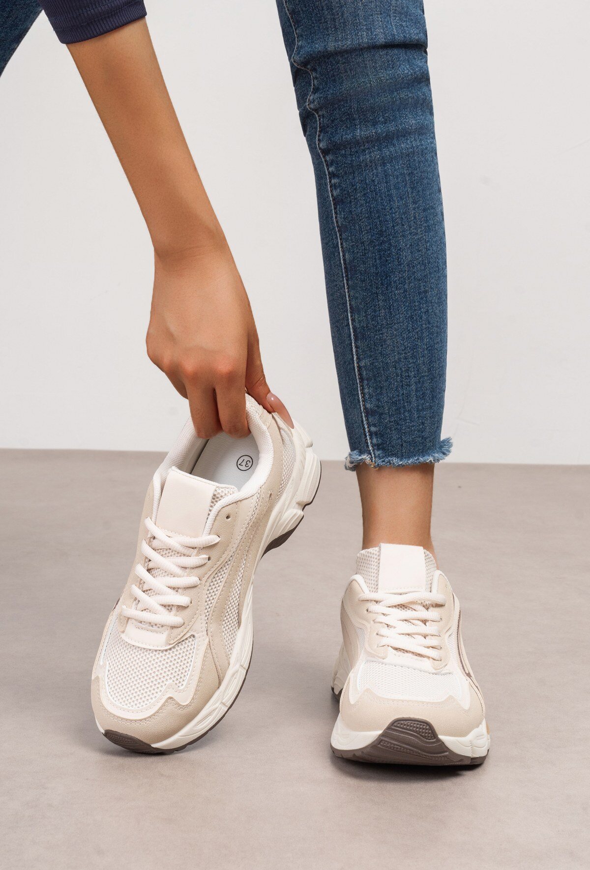 Wholesaler TANIA - C'M Paris - Sneakers