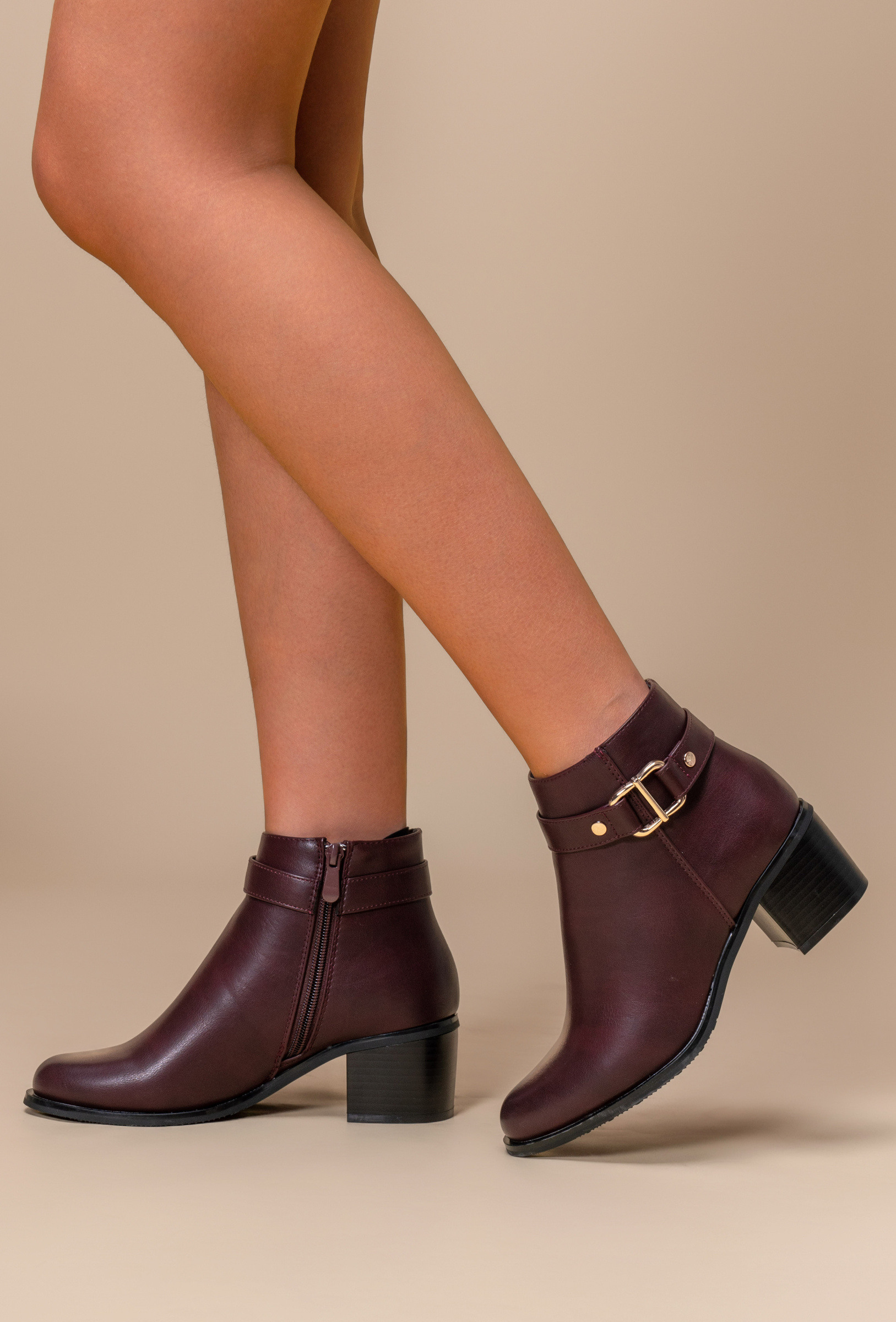 Grossiste TANIA - C'M Paris - Bottines à boucle dorée - Style élégant - citywear - classique