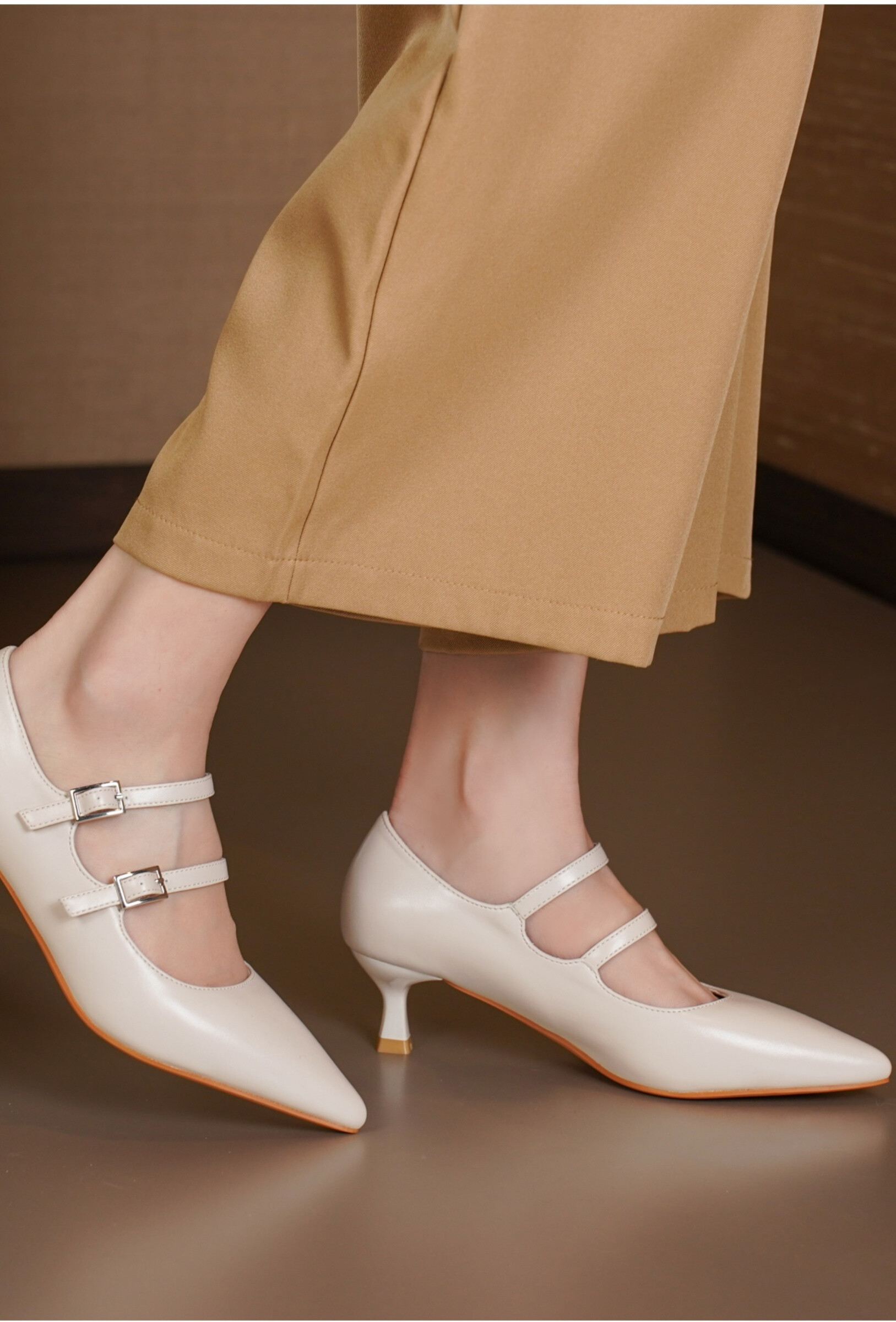 Wholesaler TANIA - C'M Paris - BABIES SMALL HEEL PUMPS