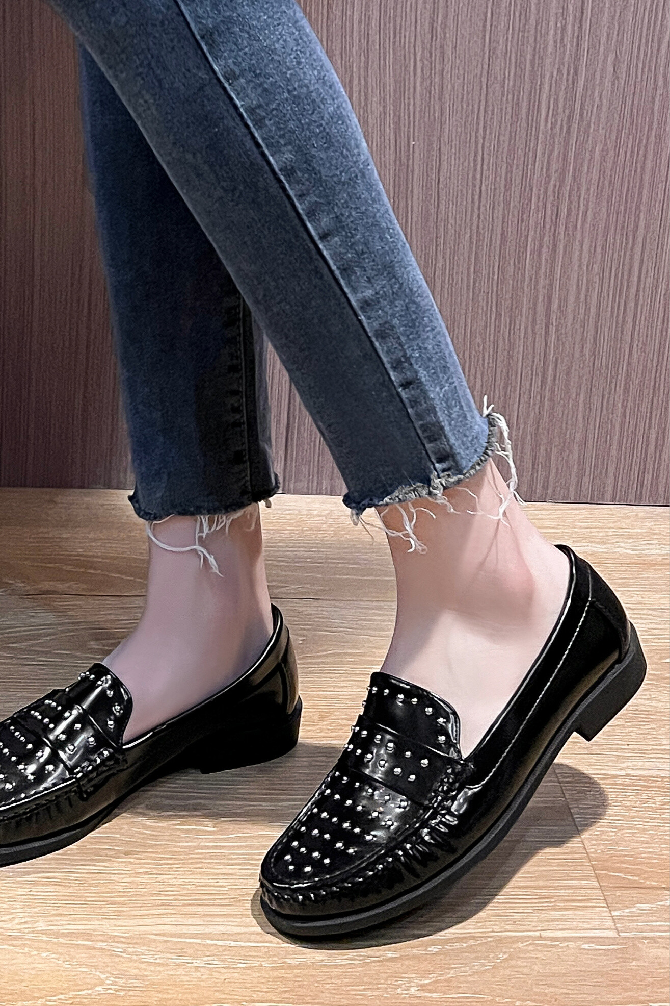 Wholesaler TANIA - C'M Paris - STUDDED MOCCASINS