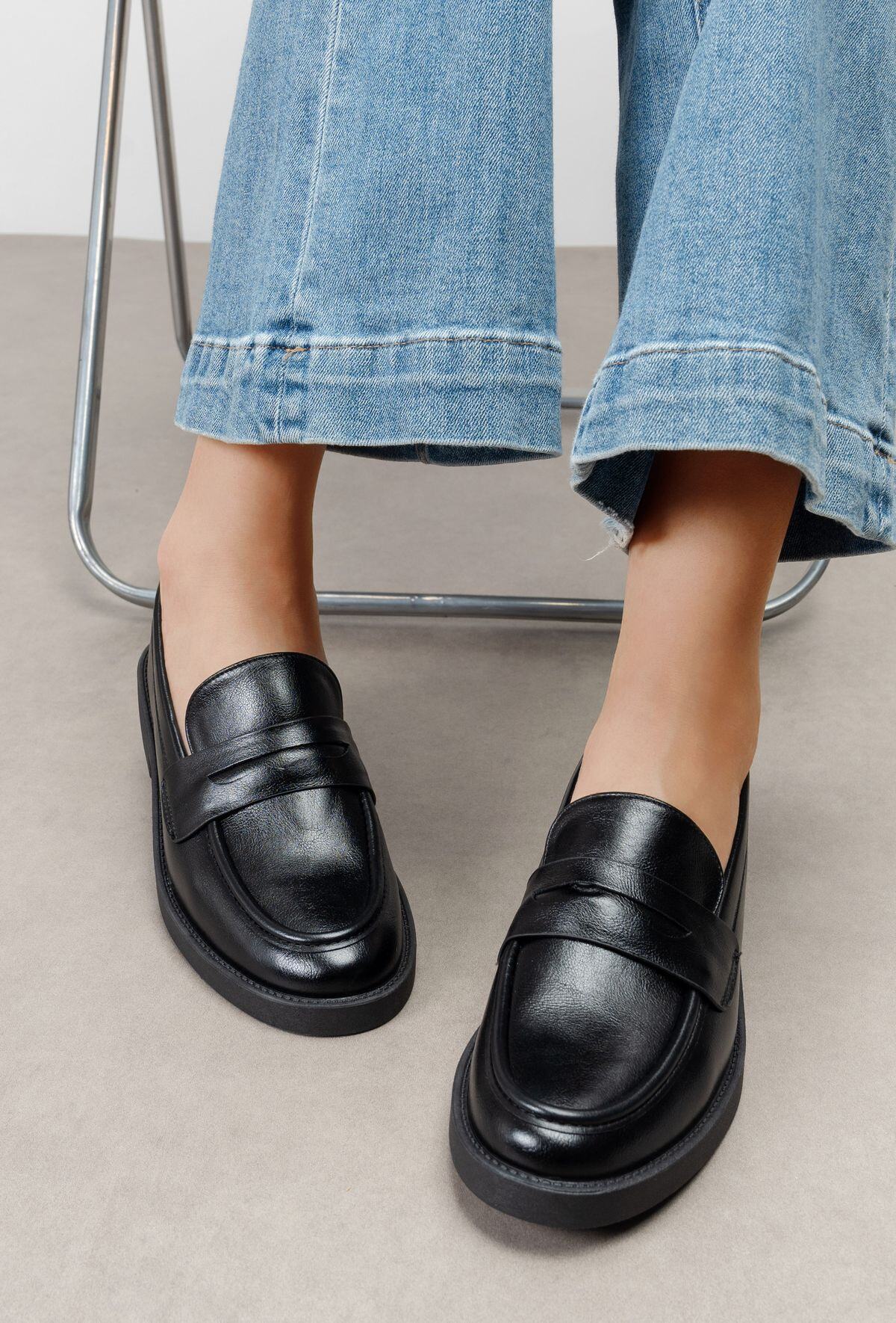 Großhändler TANIA - C'M Paris - Penny-Loafer mit Profilsohle