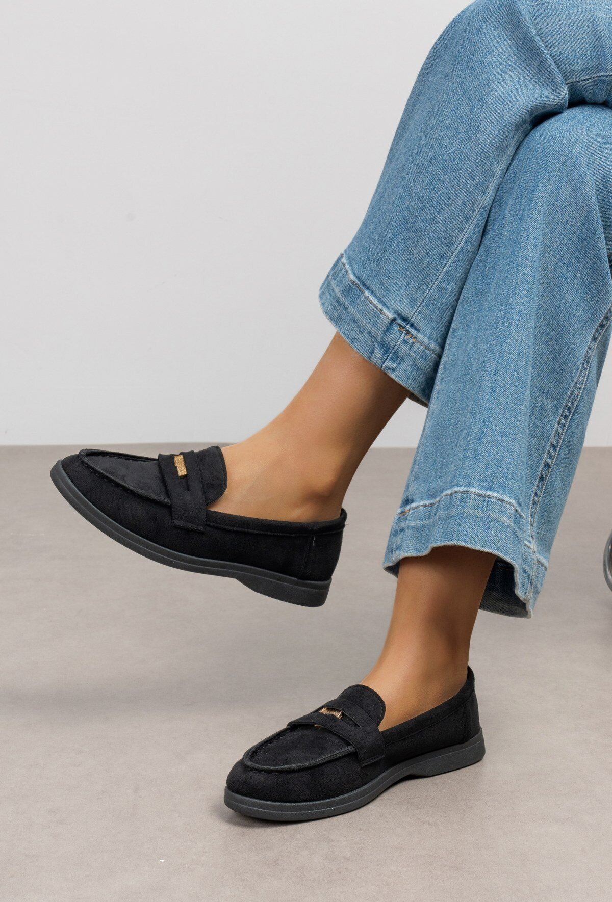 Wholesaler TANIA - C'M Paris - Penny loafers in suede effect with lug sole