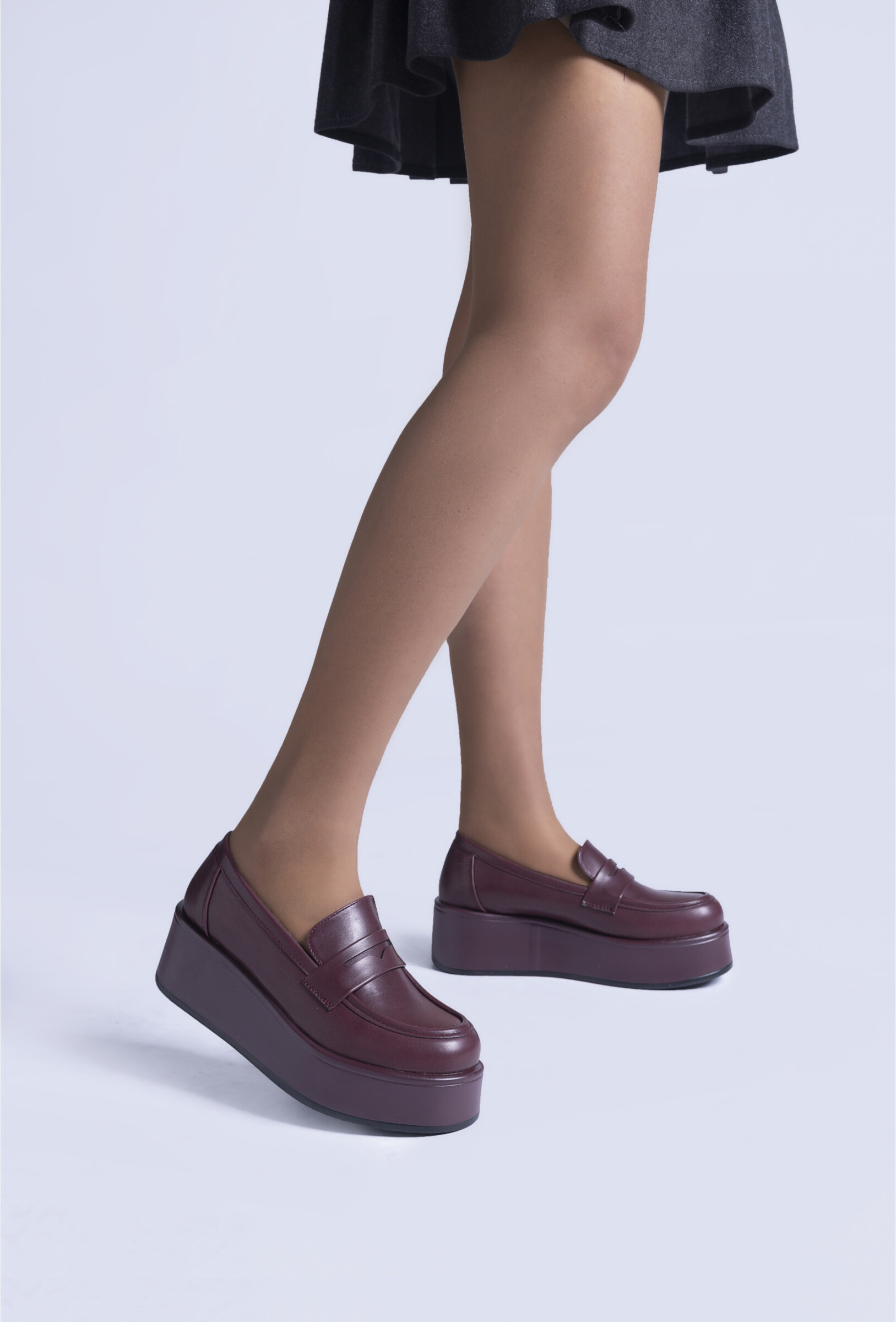 Wholesaler TANIA - C'M Paris - Moccasin Platform