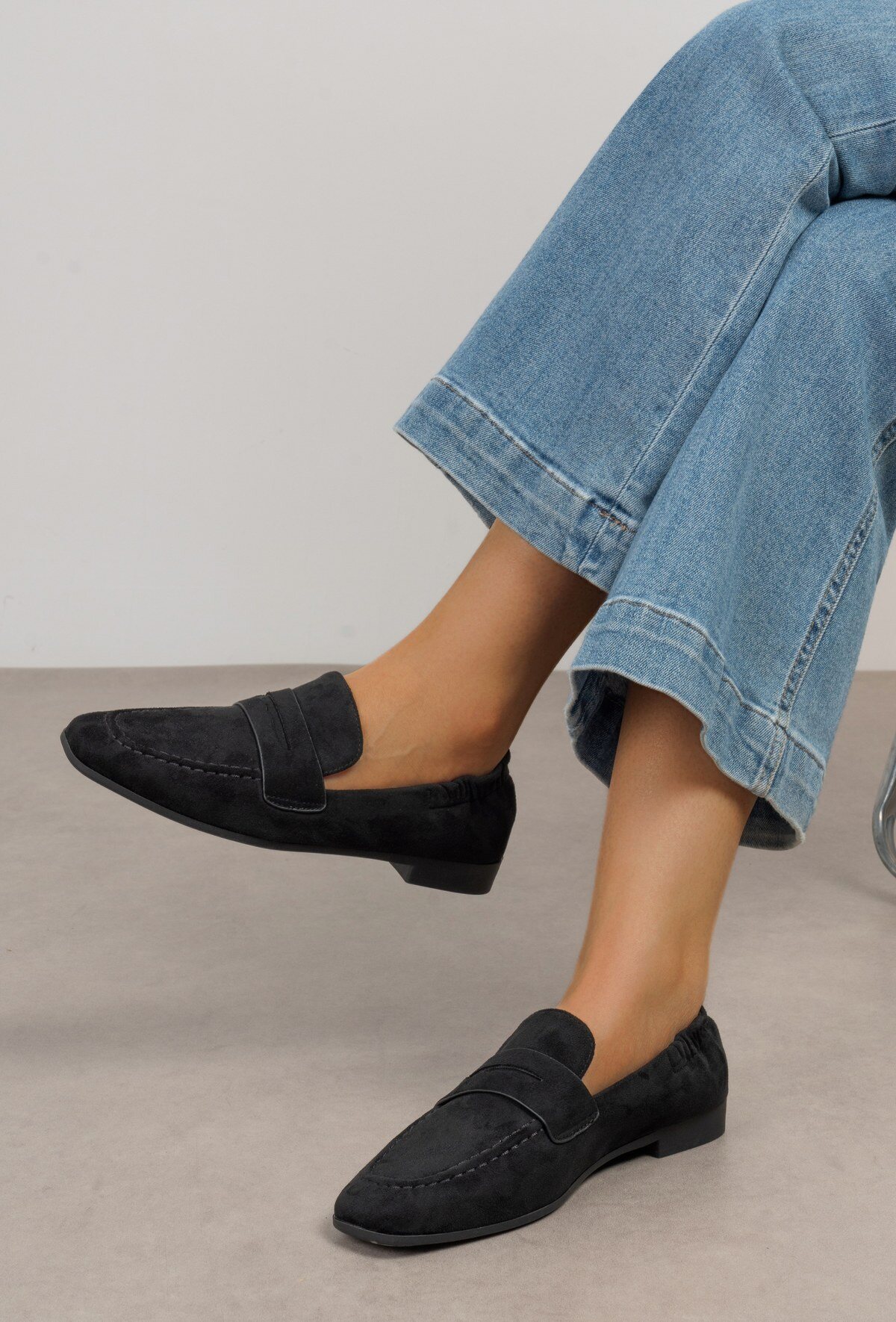 Wholesaler TANIA - C'M Paris - Soft penny loafers with square toe