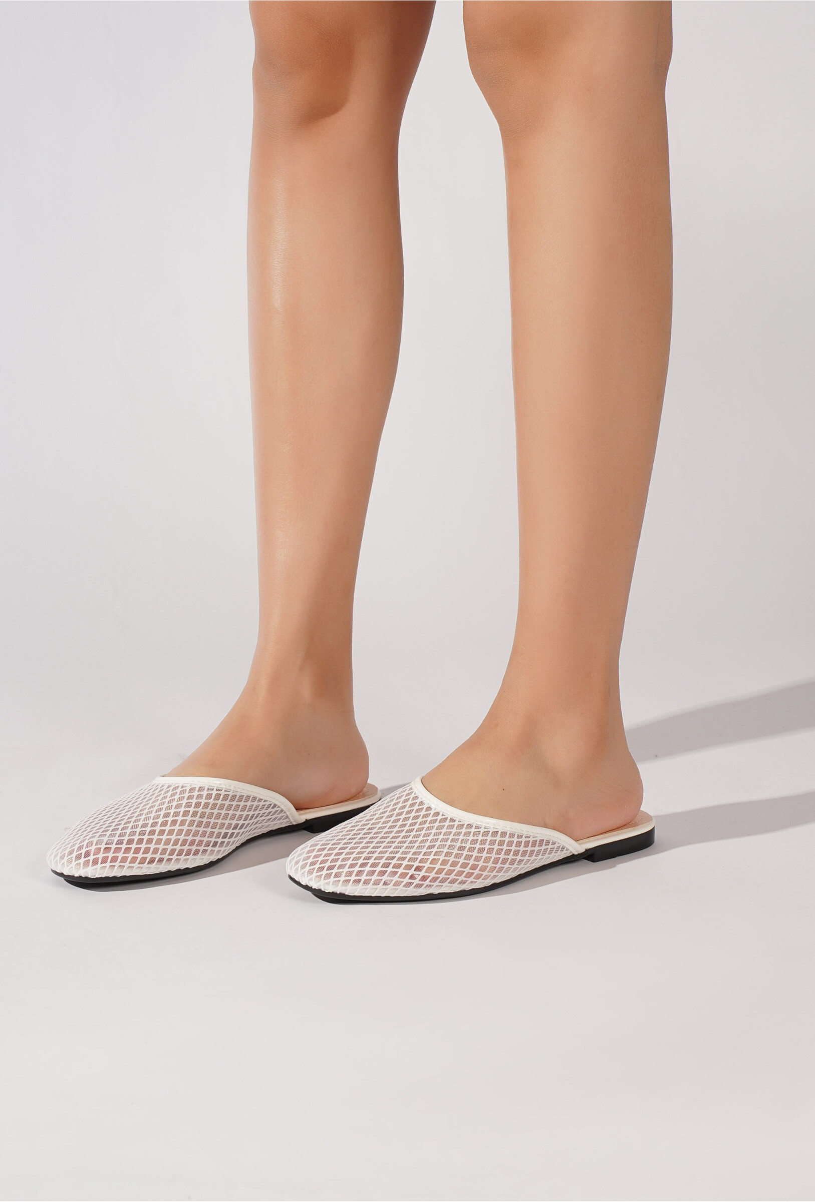 Wholesaler TANIA - C'M Paris - flat mule in mesh