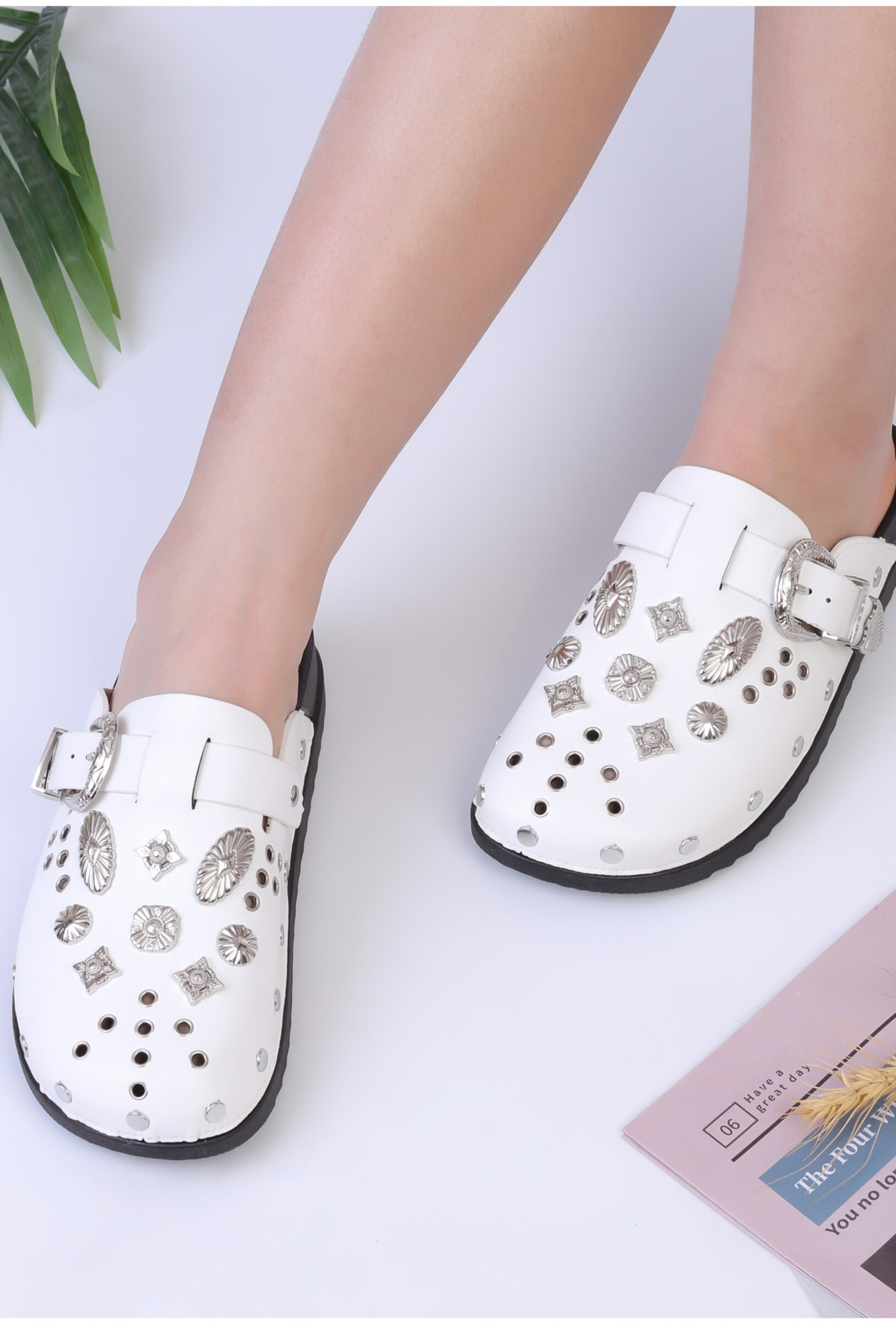 Wholesaler TANIA - C'M Paris - mules with buckles and studs