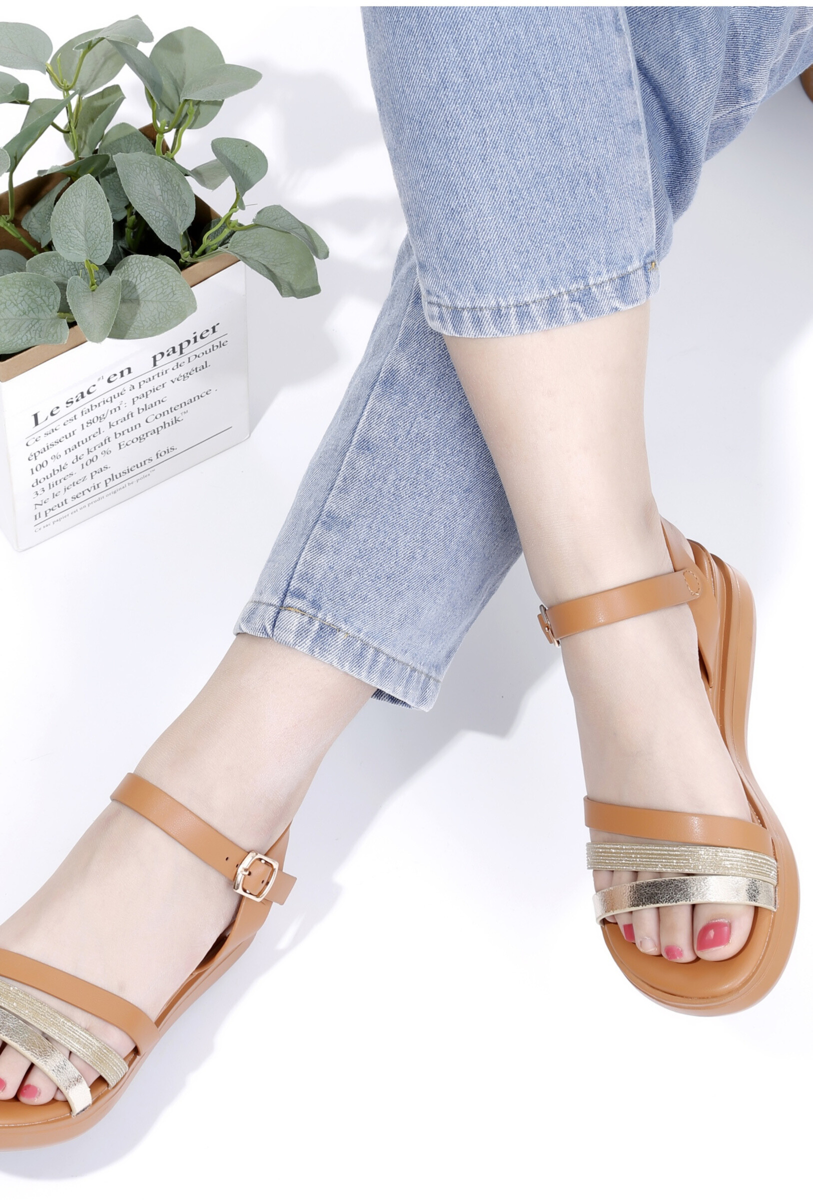 Wholesaler TANIA - C'M Paris - platform sole sandals