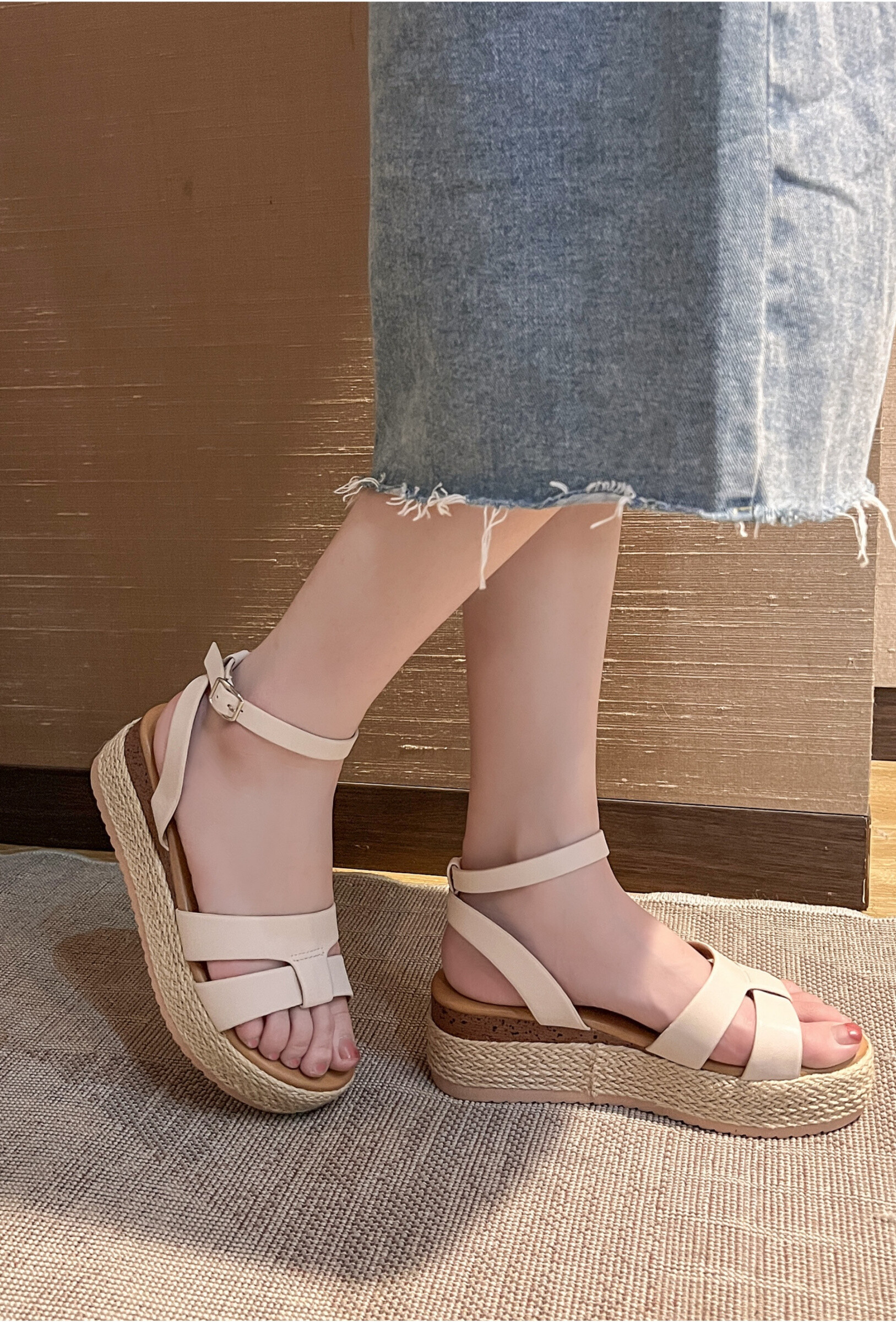 Wholesaler TANIA - C'M Paris - rope platform sole sandals