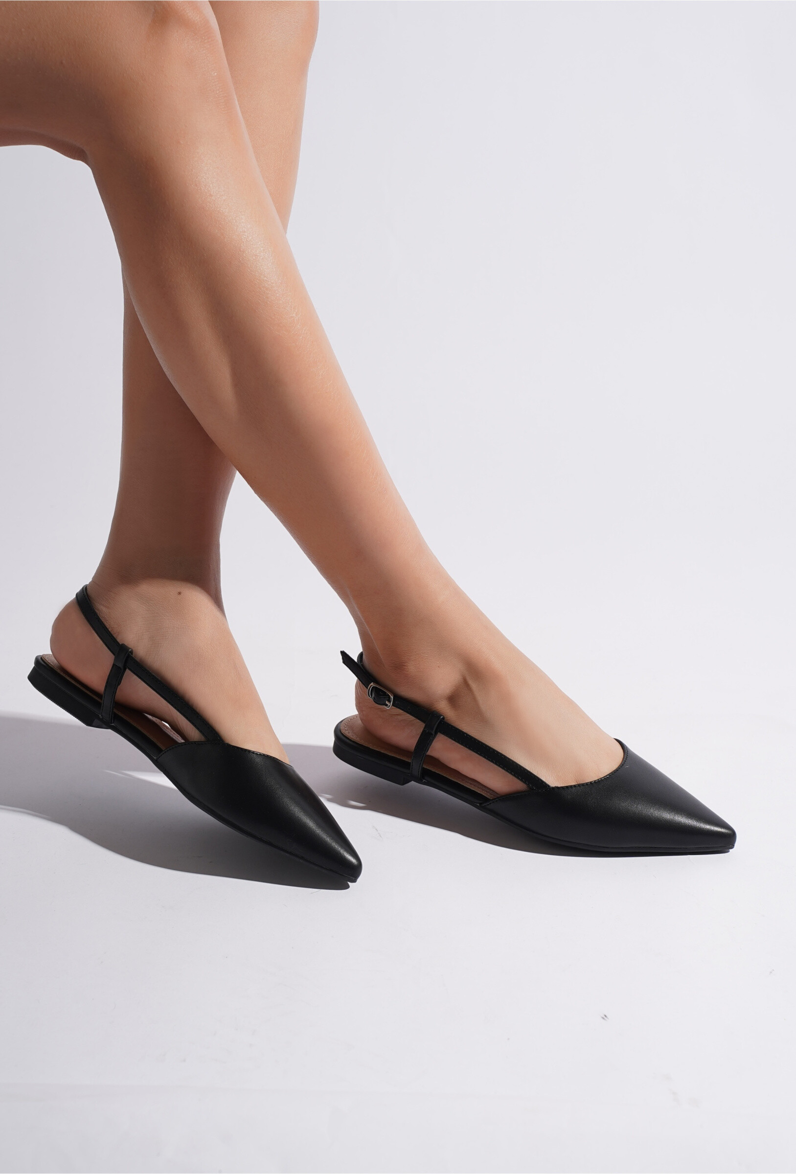 Wholesaler TANIA - C'M Paris - pointed flat slingback sandals