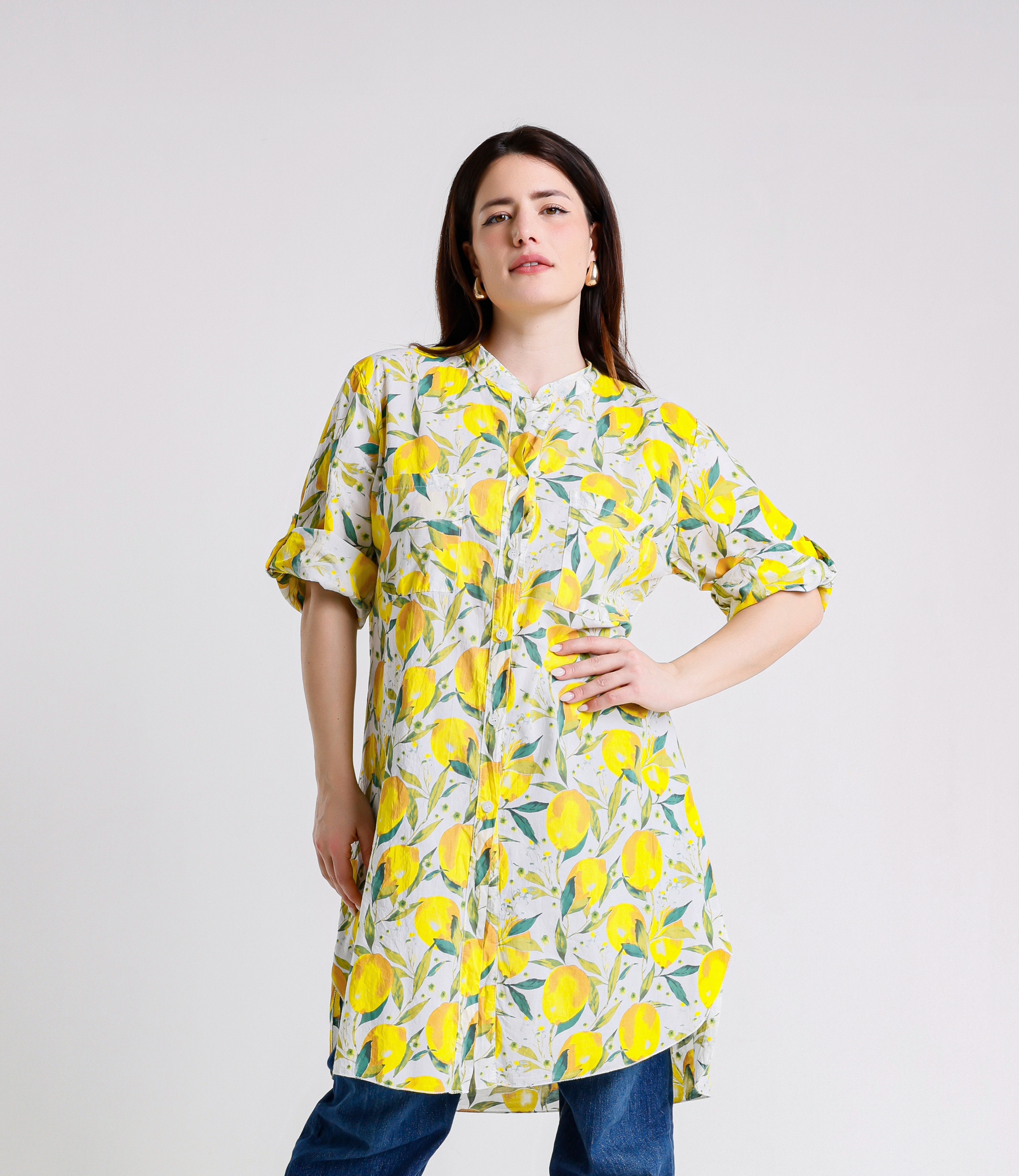 Mayorista TDI FASHION - Camisa larga estampada con limones, ajuste holgado