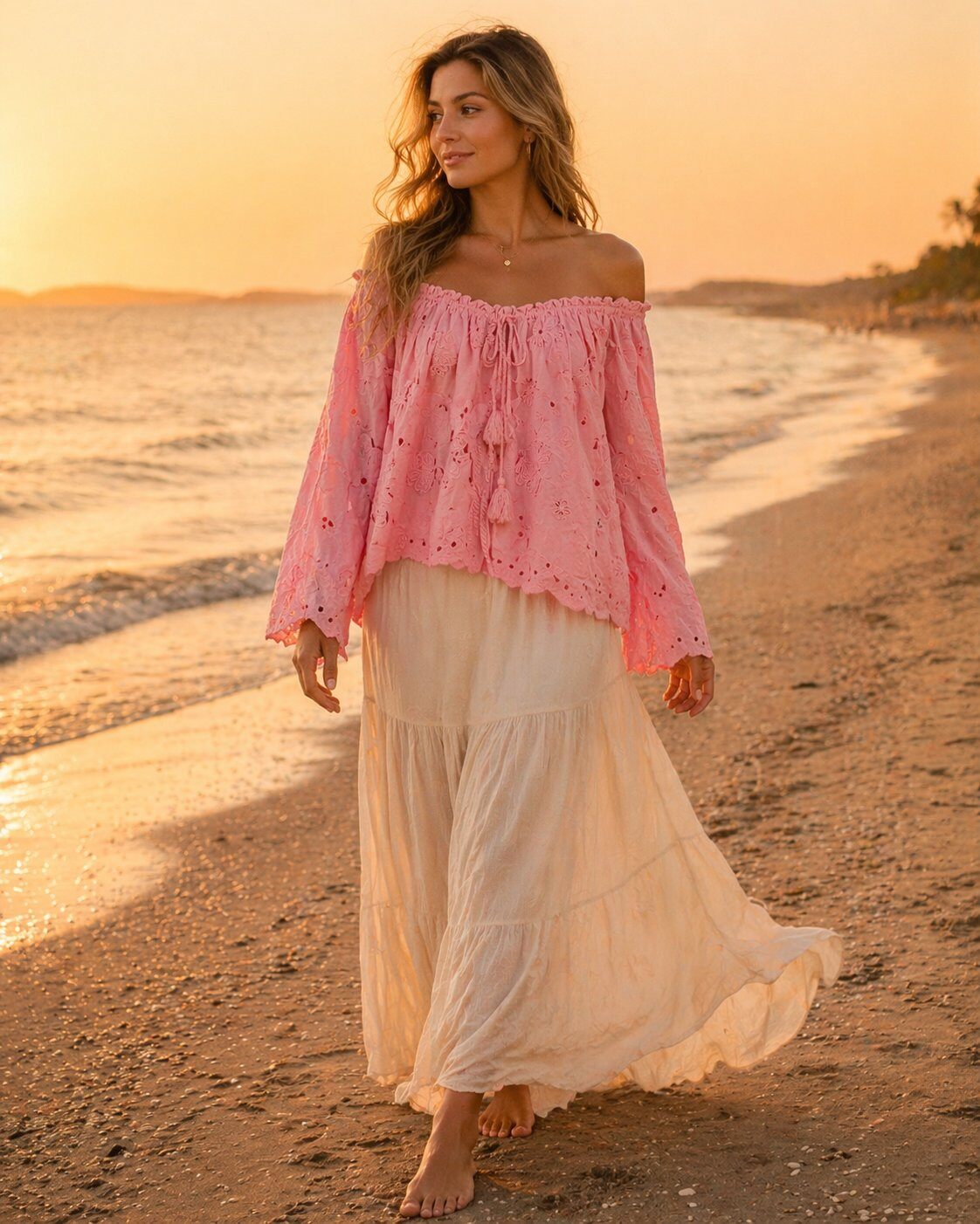Wholesaler TDI FASHION - White embroidered women's blouse with a soft neckline and long sleeves