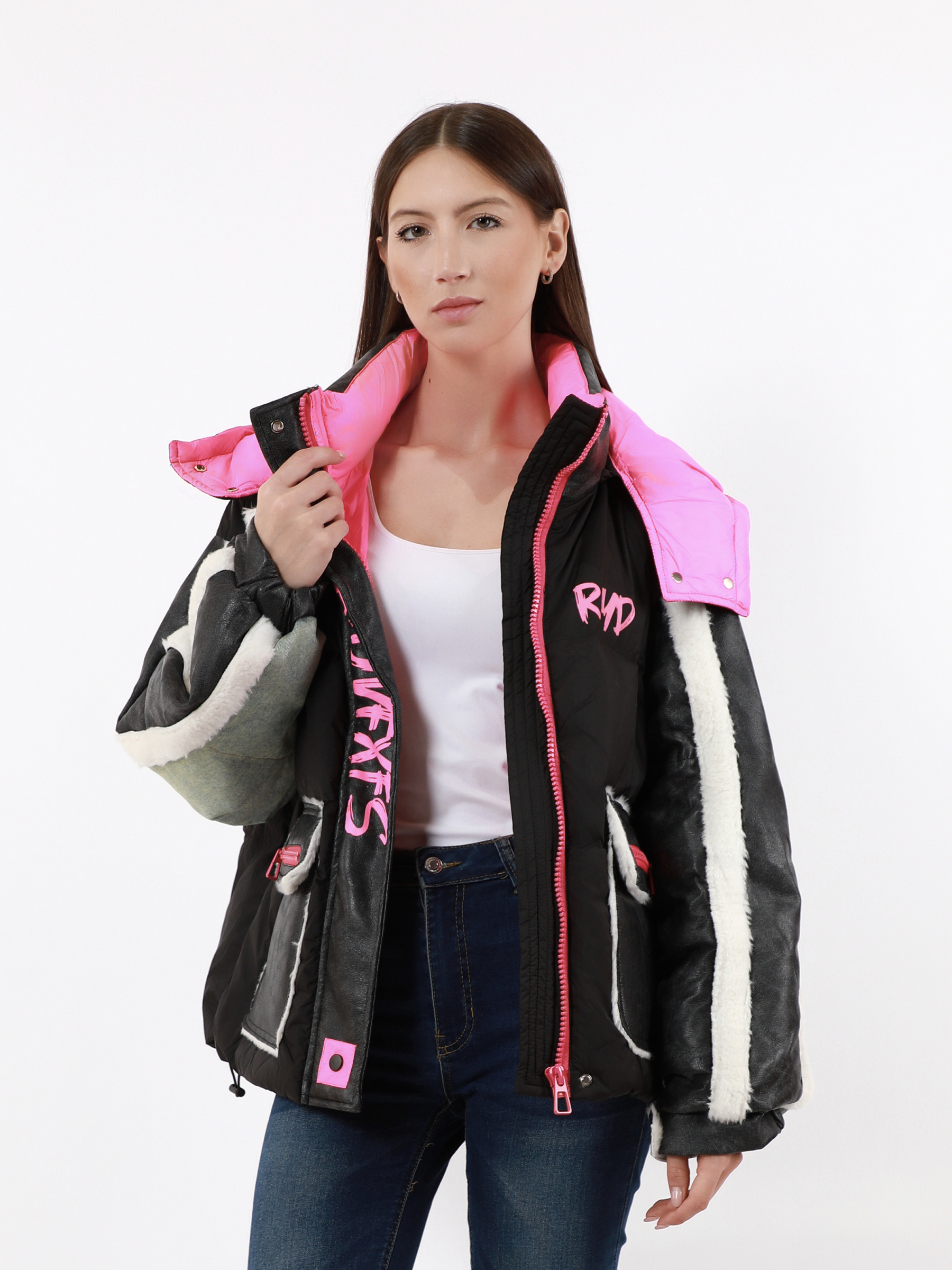 Wholesaler TDI FASHION - Women's streetwear jacket in faux leather with shearling-effect lining, hood, and neon pink details – warm and oversized winter bomber