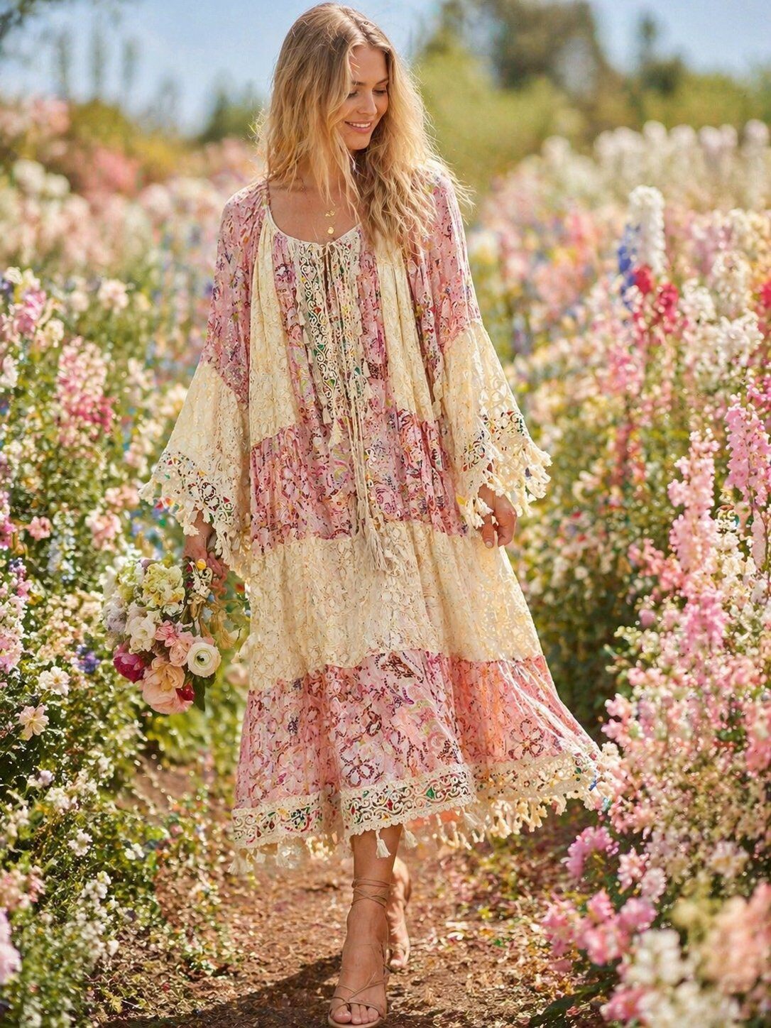 Grossista TDI FASHION - Abito corto in pizzo fantasia boho