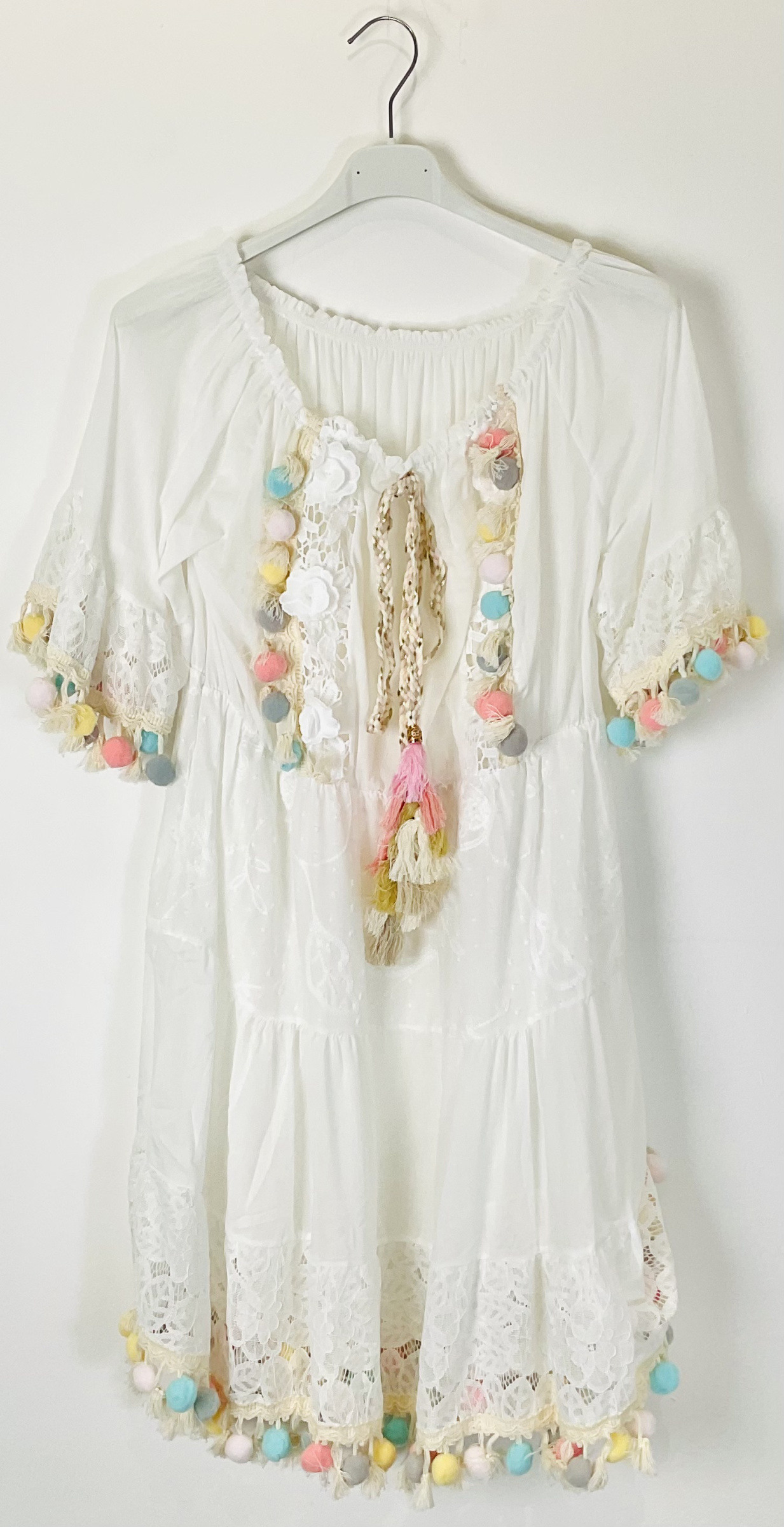 Wholesaler TDI FASHION - Boho short dress with tassels and sequin trim