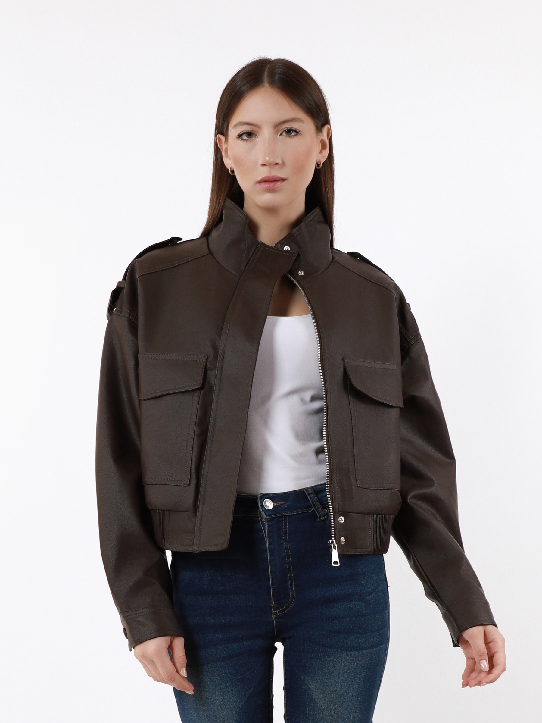 Wholesaler TDI FASHION - Women's Brown Faux Leather Cargo Jacket with Front Pockets and Zipper