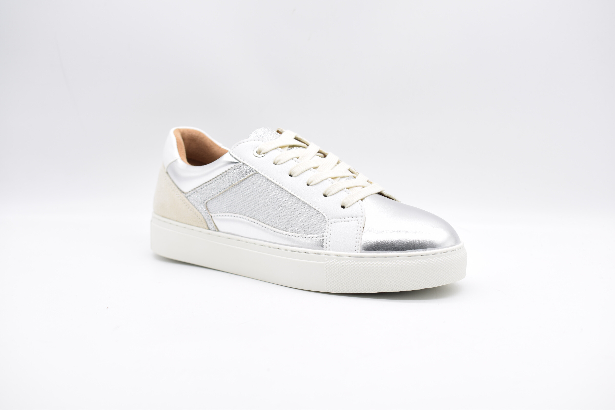 Grossiste The Divine Factory - Baskets femme
