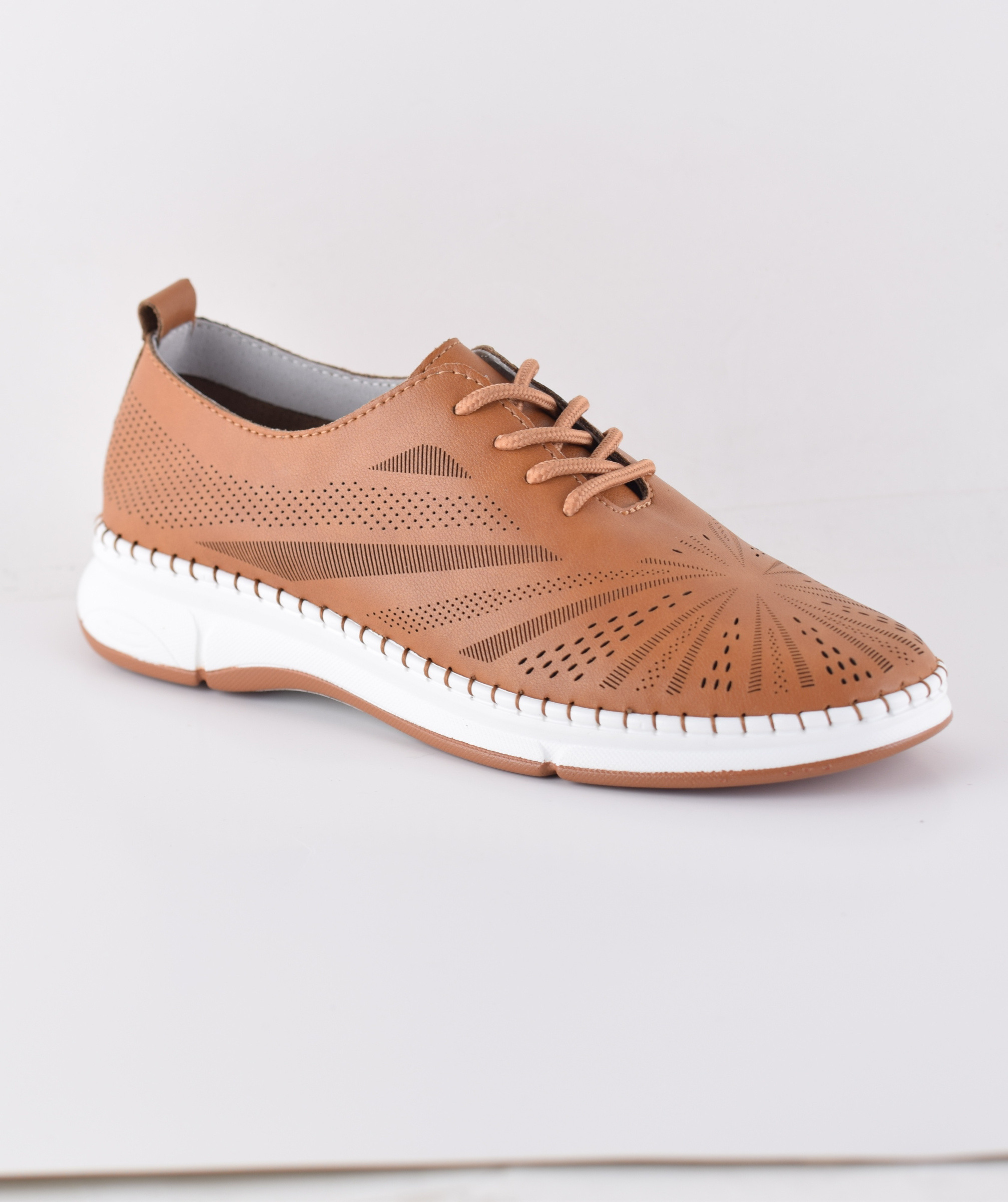 Grossiste The Divine Factory - Derbies femme