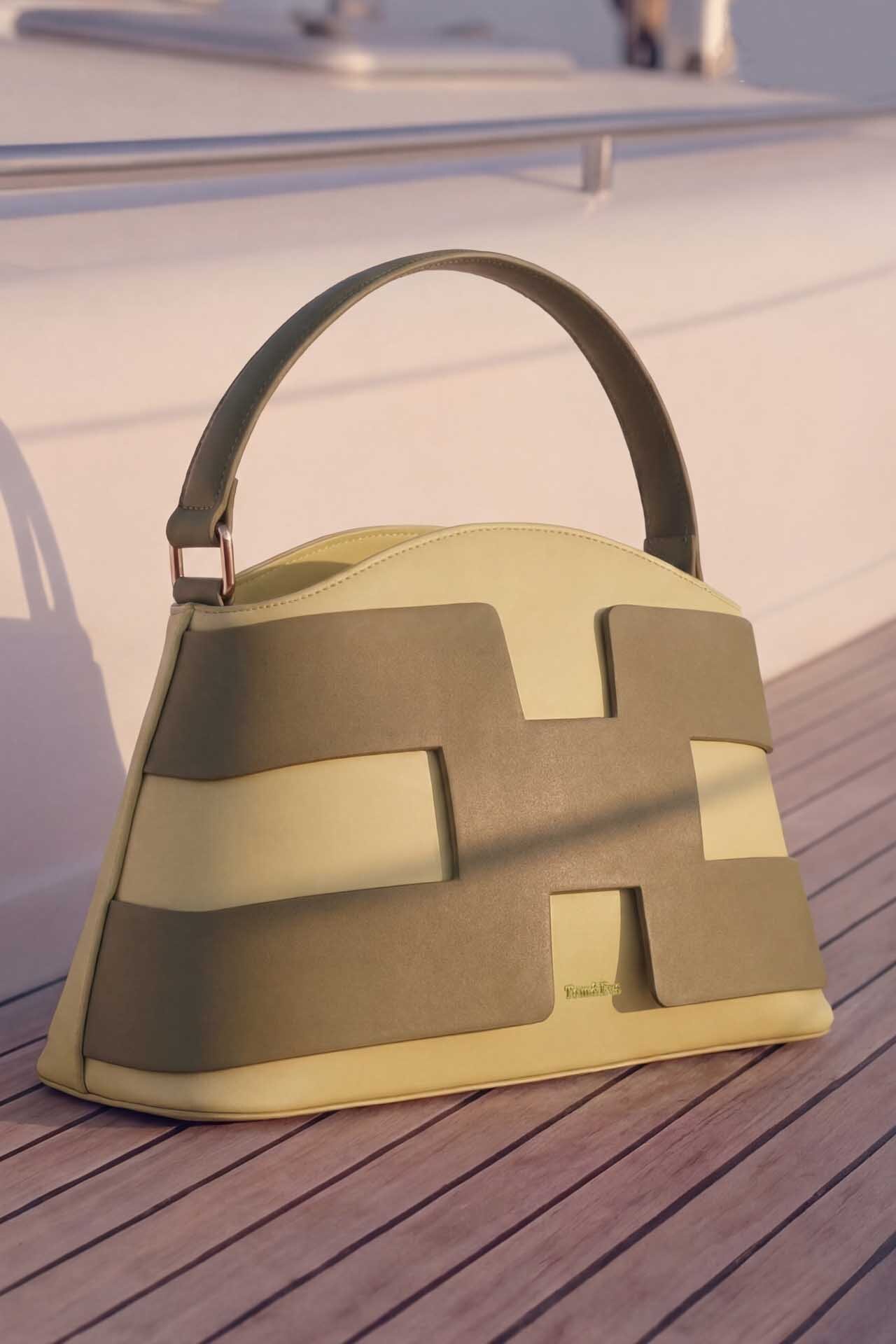 Grossiste Tom & Eva - Sac à Main Effet Cuir Lisse Bicolore RÉASSORT26