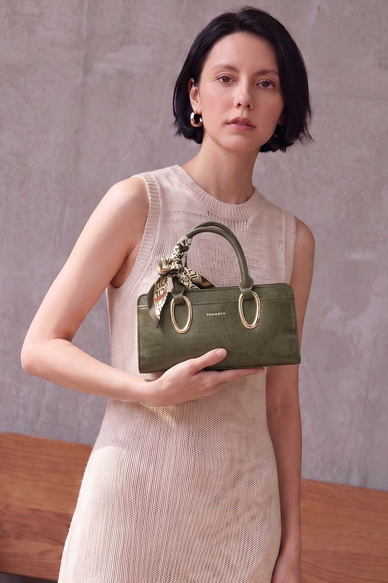 Grossiste Tom & Eva - Petit Sac à Main Effet Croco Avec Foulard