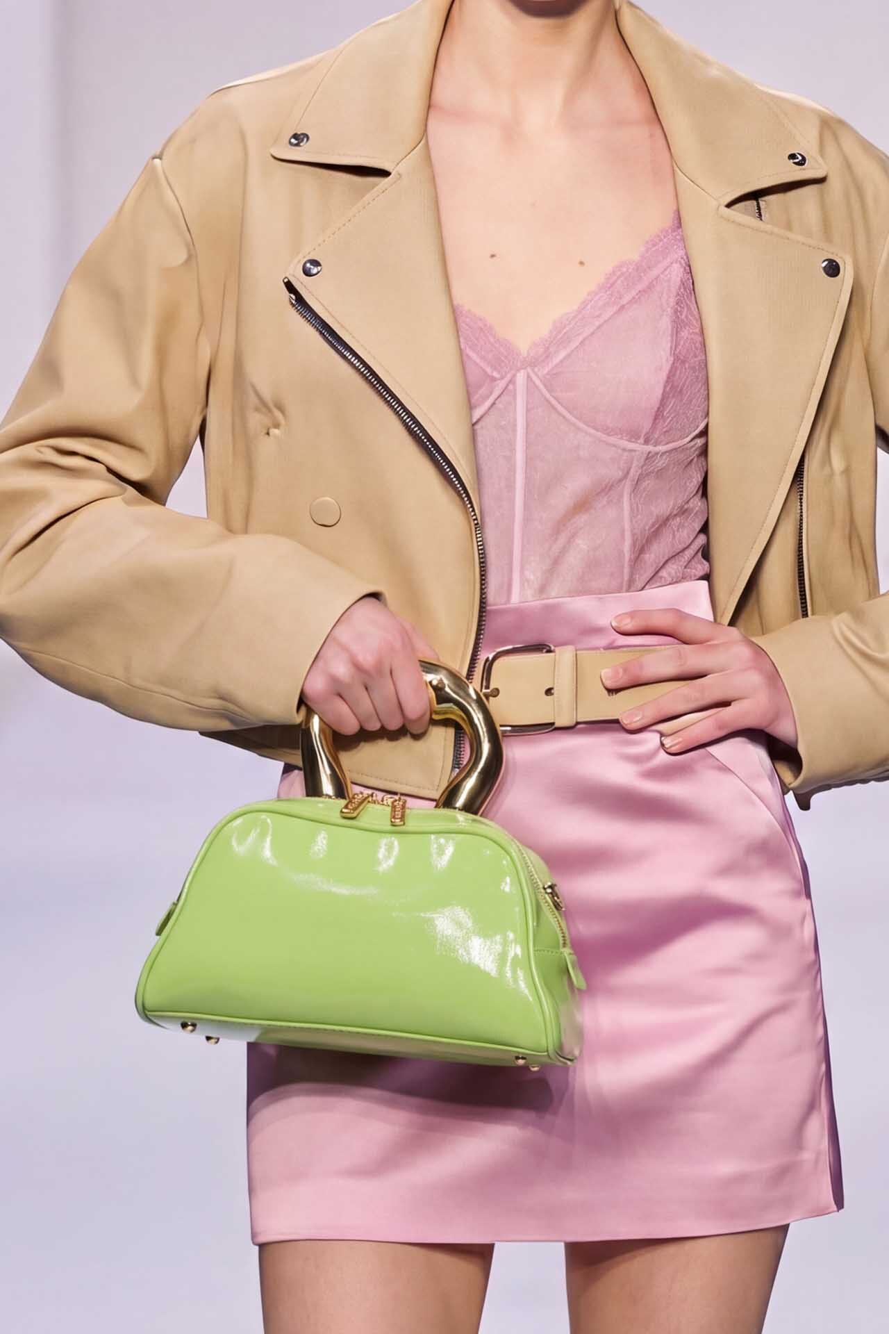 Mayorista Tom & Eva - Pequeño Bolso de Mano con Asa Dorada en Forma de Corazón