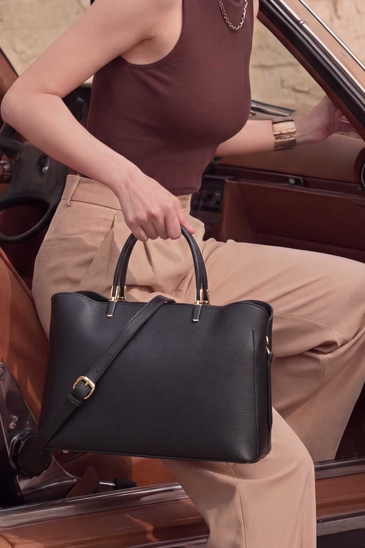 Grossiste Tom & Eva - Sac Ordinateur Femme Chic Effet Cuir Grainé