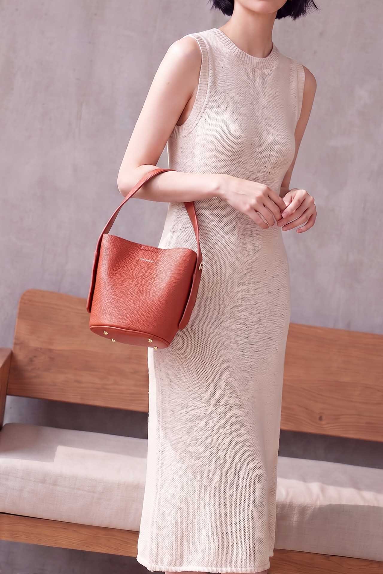 Grossiste Tom & Eva - Petit Sac Seau 2-in-1 Effet Grainé