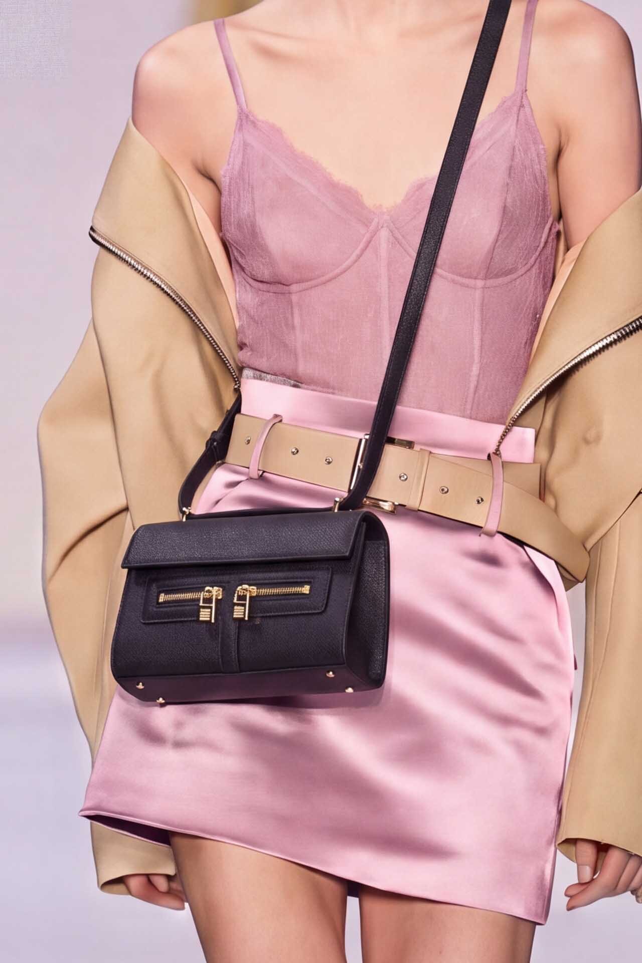 Grossiste Tom & Eva - Petit Sac à Main Orné Lock