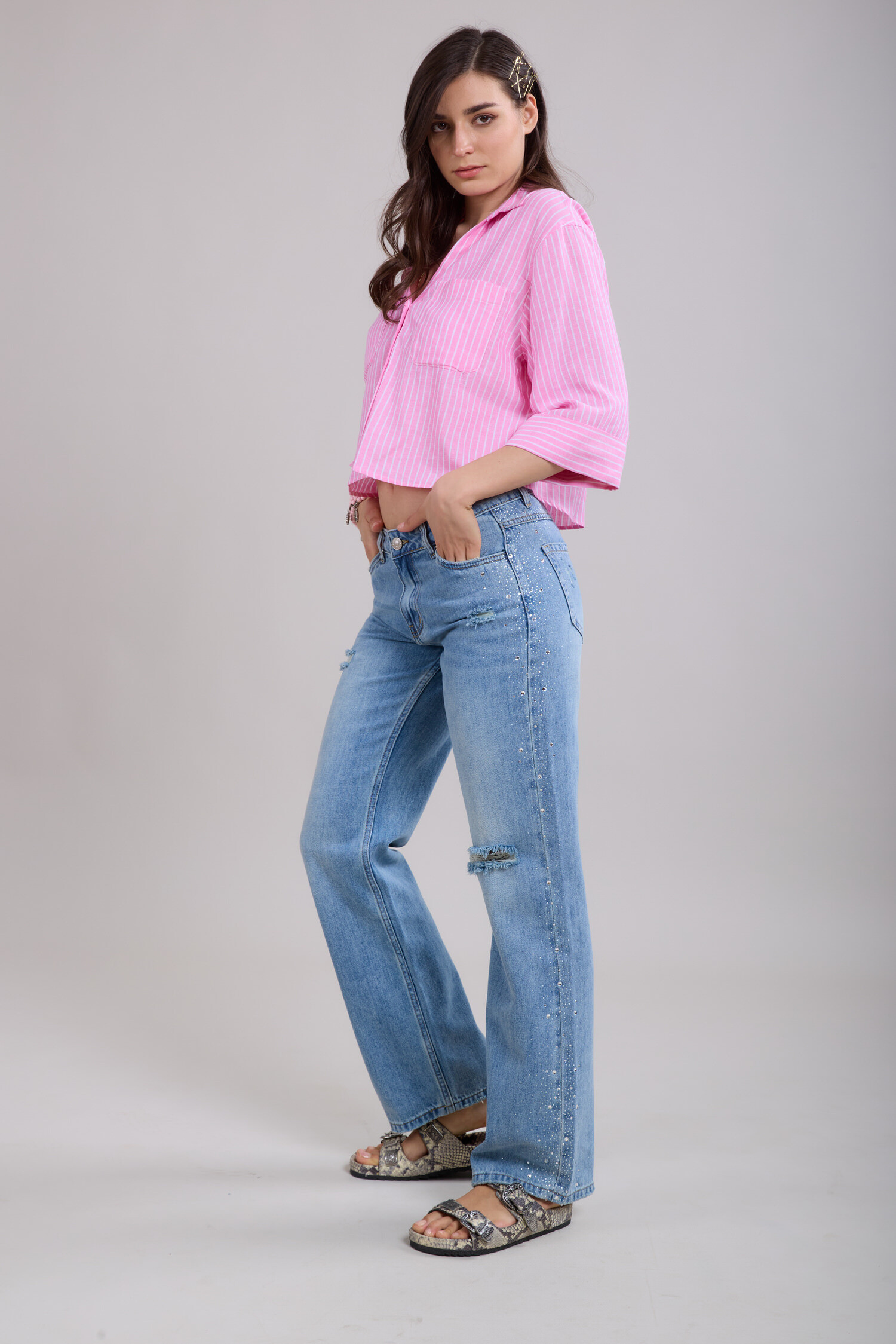 Pure cotton Jean Strass, perfect for summer, made in China - a must-have for her, Spring/Summer 2025 collection.