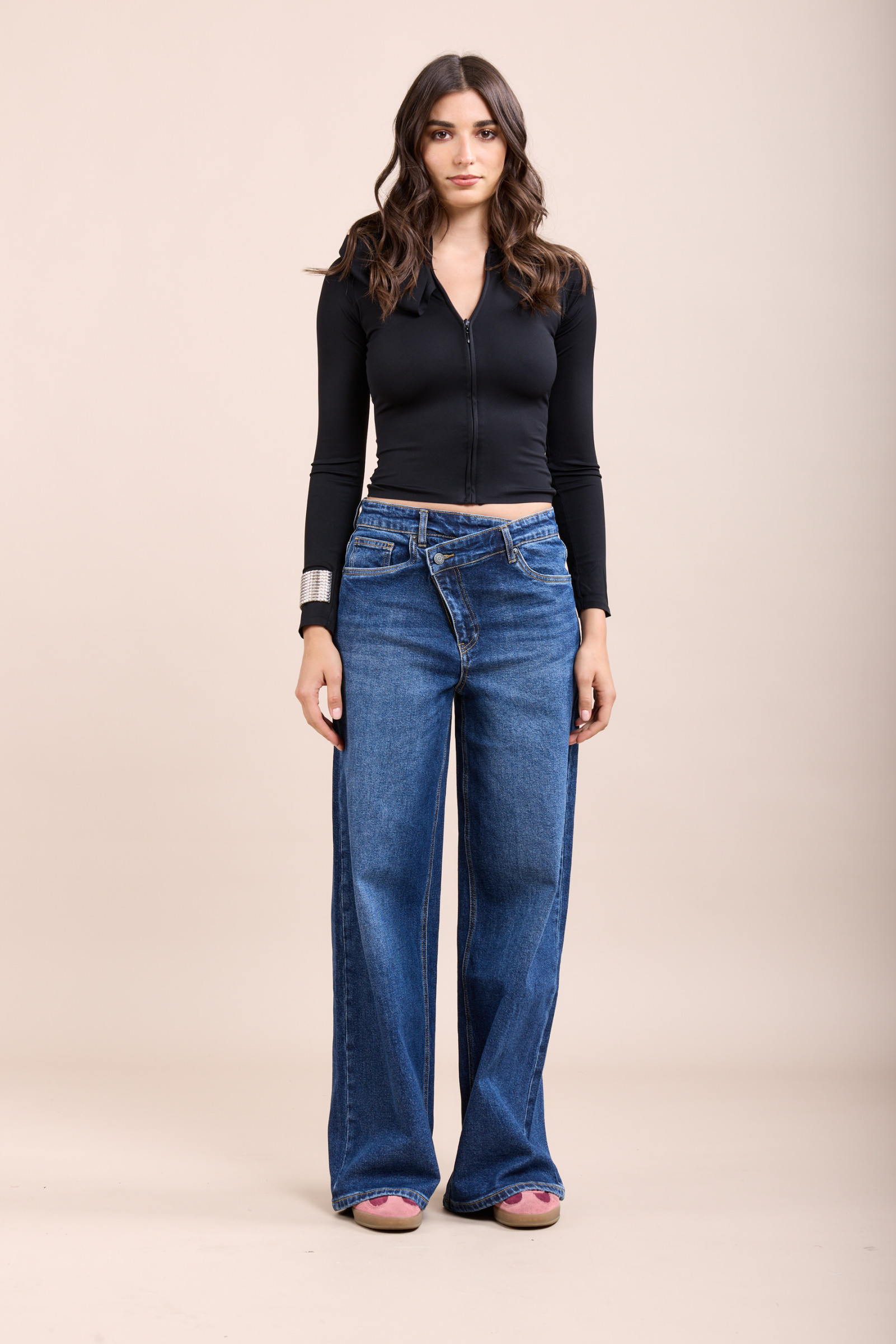 Wholesaler Toxik3 - Toxik3 faded stretch wide-leg jeans with crossover closure