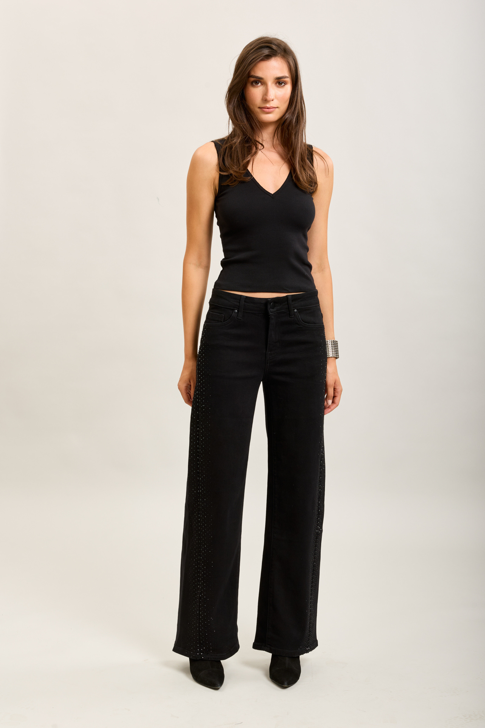Grossista Toxik3 - Toxik3 jeans dritti in denim elasticizzato con strass