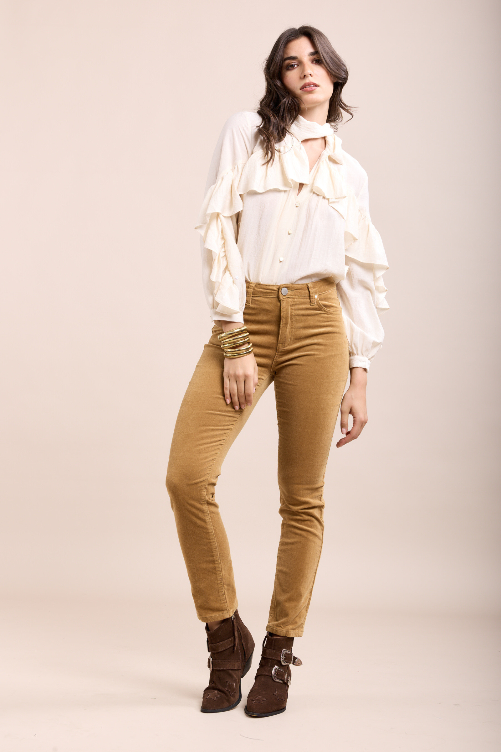 Mayorista Toxik3 - Pantalón slim push-up stretch de Toxik3 en pana fina