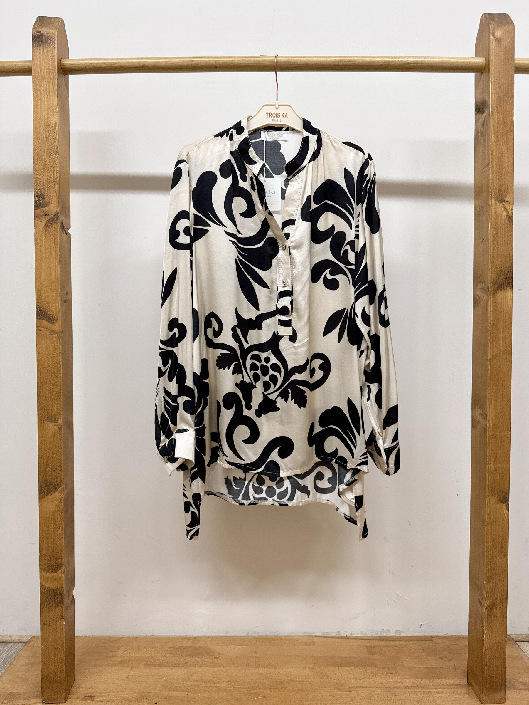 Wholesaler Trois Ka II - Viscose printed shirt