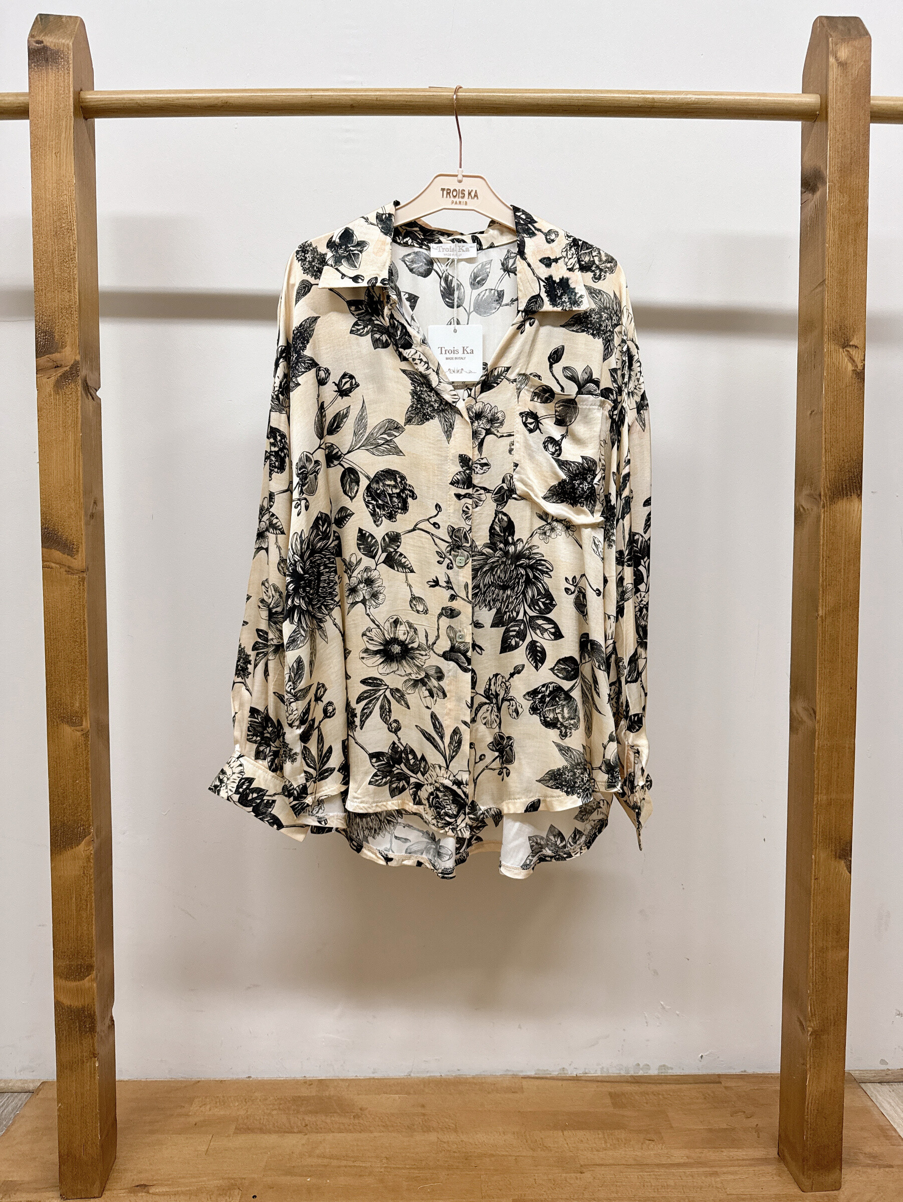 Wholesaler Trois Ka II - Viscose printed shirt