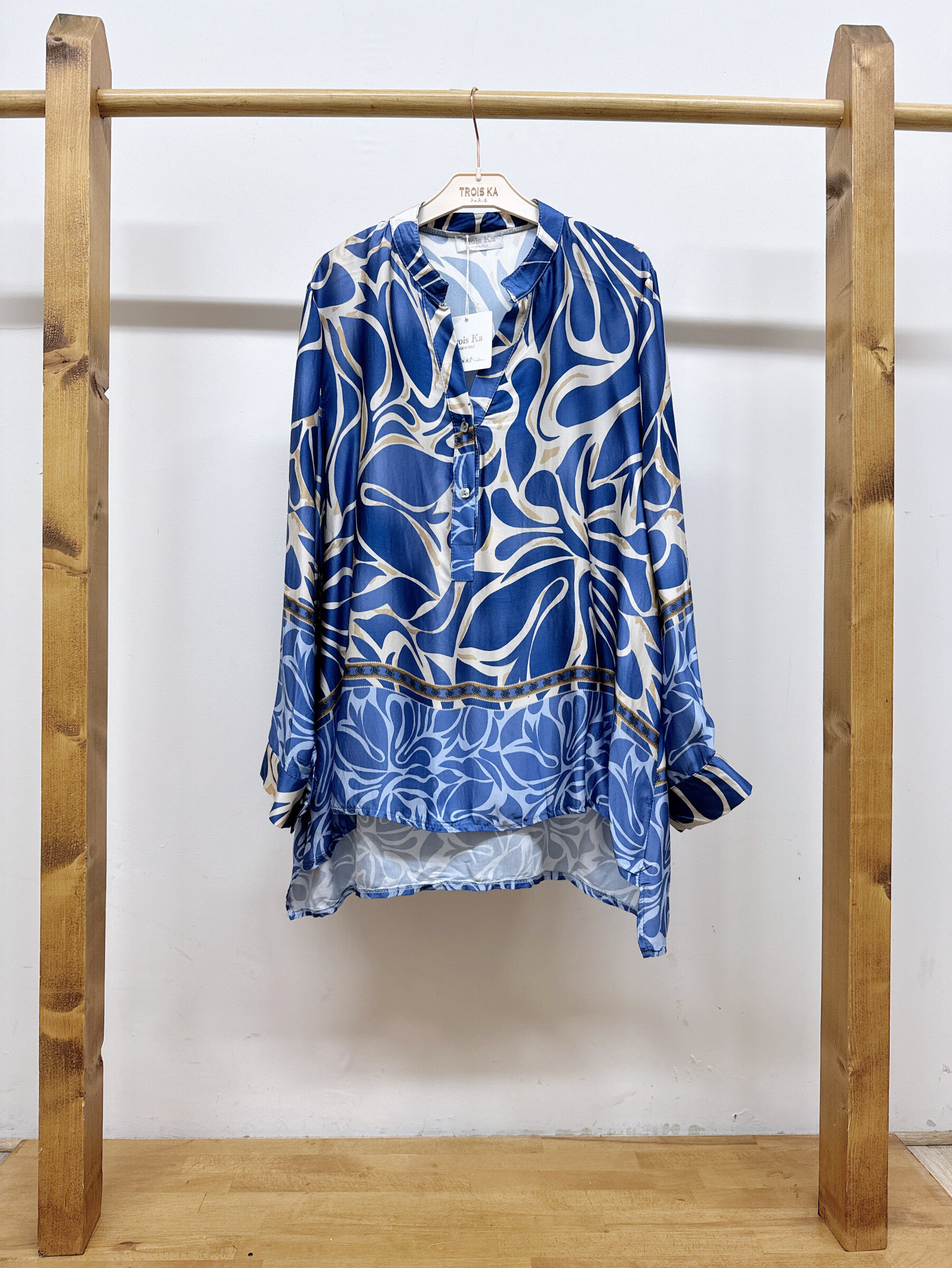 Wholesaler Trois Ka II - Viscose printed shirt