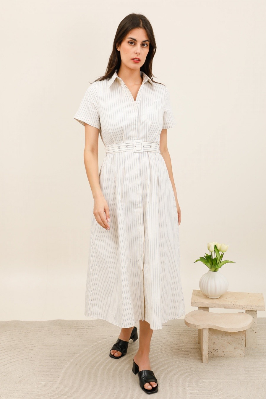 Grossiste Unigirl - Robe Chemise Rayée Taille Ceinturée
