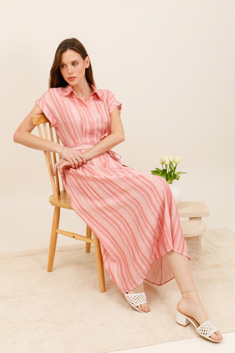 Grossiste Unigirl - Robe longue rayée esprit bohème chic – Taille ceinturée & allure élégante