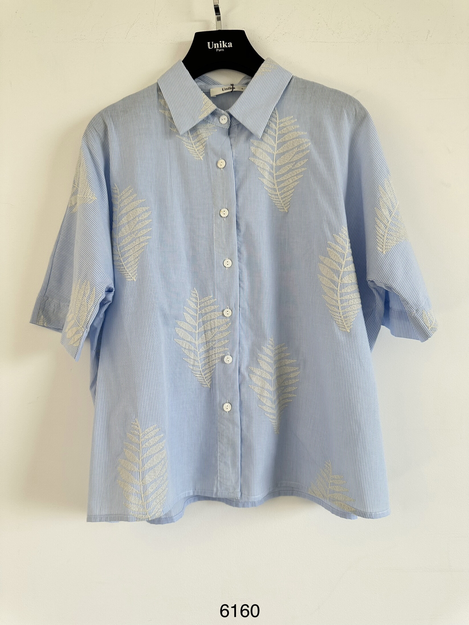 Wholesaler Unika Paris - Embroidery striped shirt