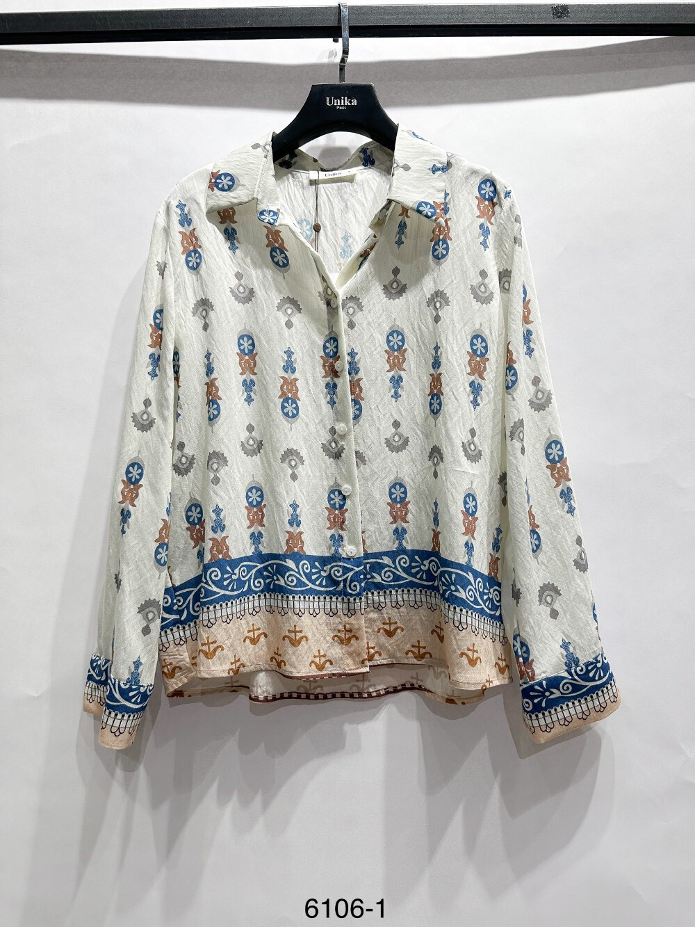 Wholesaler Unika Paris - Flowy printed shirt