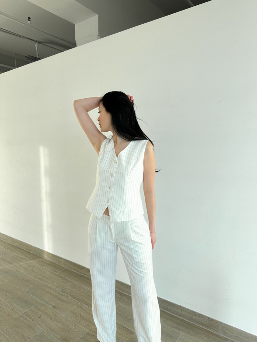 Mayorista Unika Paris - Chaleco de traje a rayas
