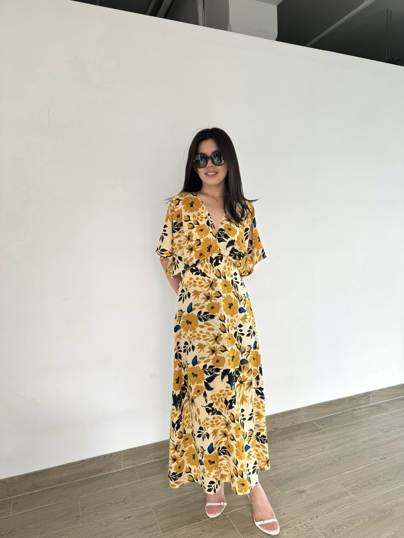 Großhändler Unika Paris - Langes geknotetes Kleid