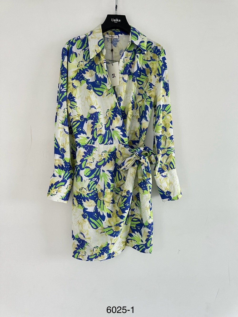 Wholesaler Unika Paris - Flower shirt