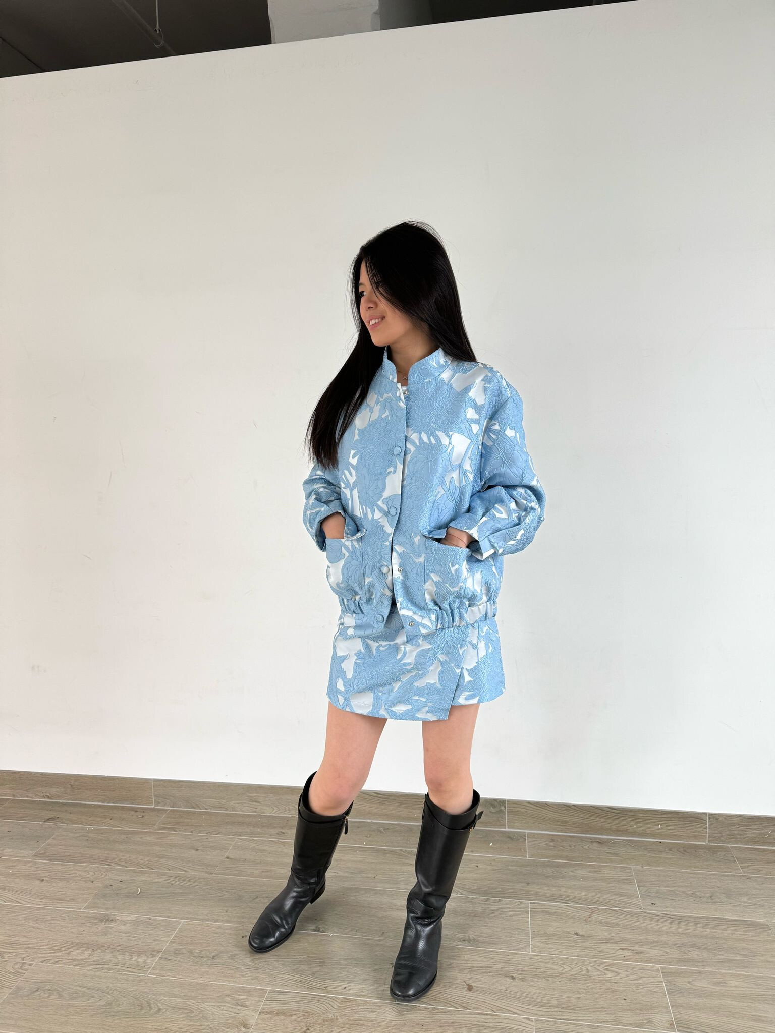 Wholesaler Unika Paris - Blue flower shorts skirt