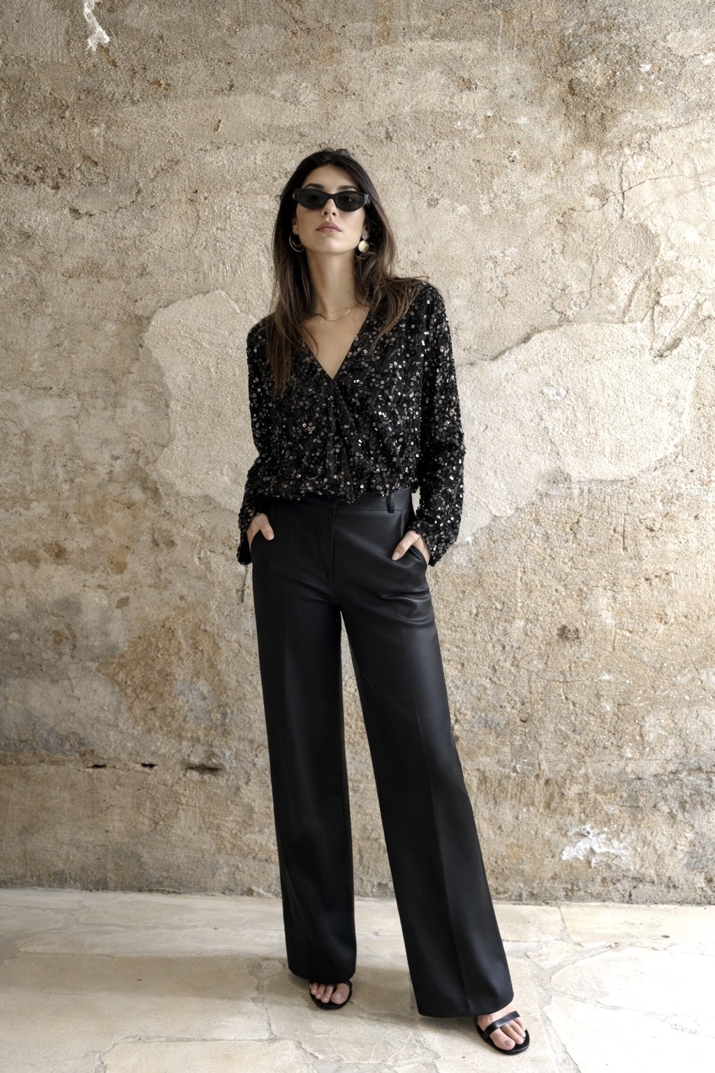 Wrap-style bodysuit, long sleeves, lined, with sequins