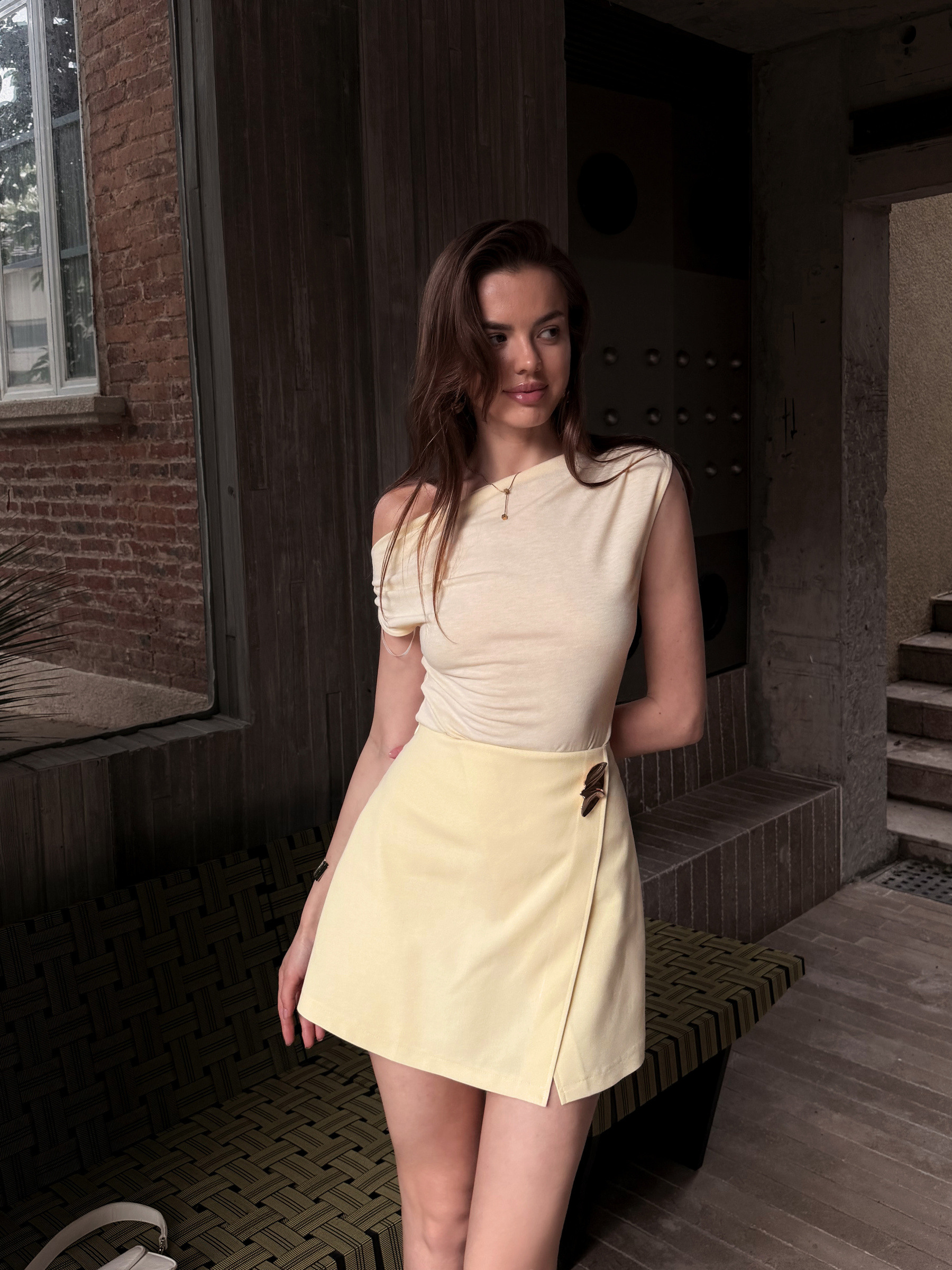 Wholesaler Unika Paris - Asymmetric Top Basics Collection