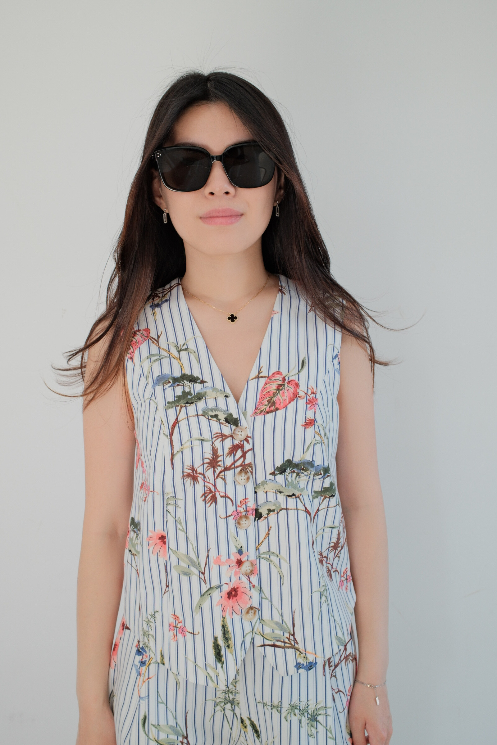 Grossiste Unika Paris - Top gilet tailleur rayé et imprimé fleurs