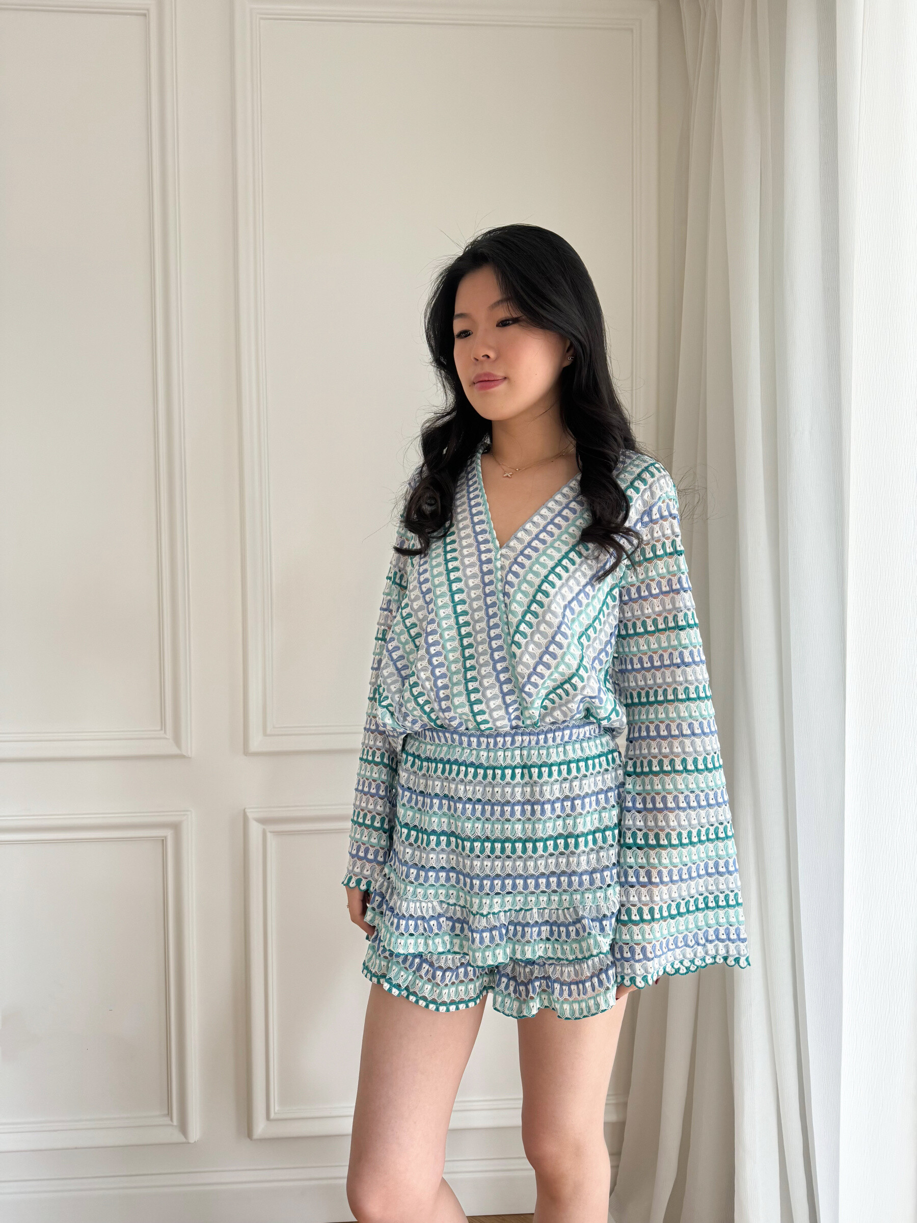 Grossiste Unika Paris - Top manches évasées maille crochet