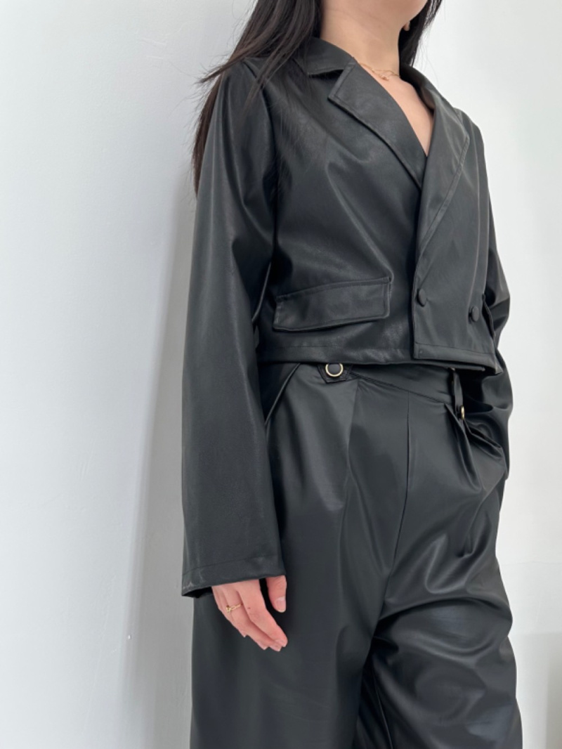 Mayorista Unika Paris - Chaqueta corta de piel sintética