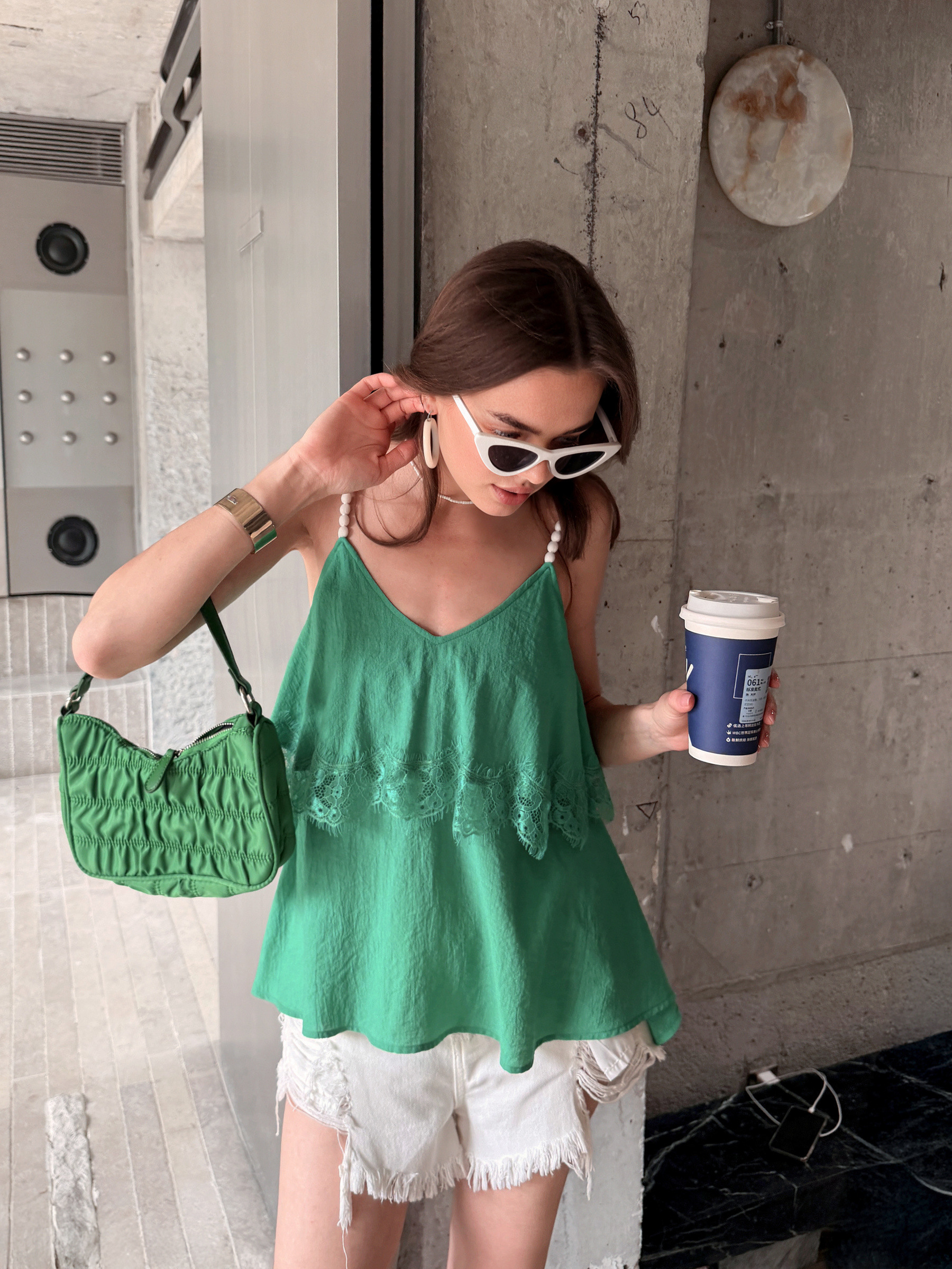 Wholesaler Unika Paris - Lace Ruffle Top