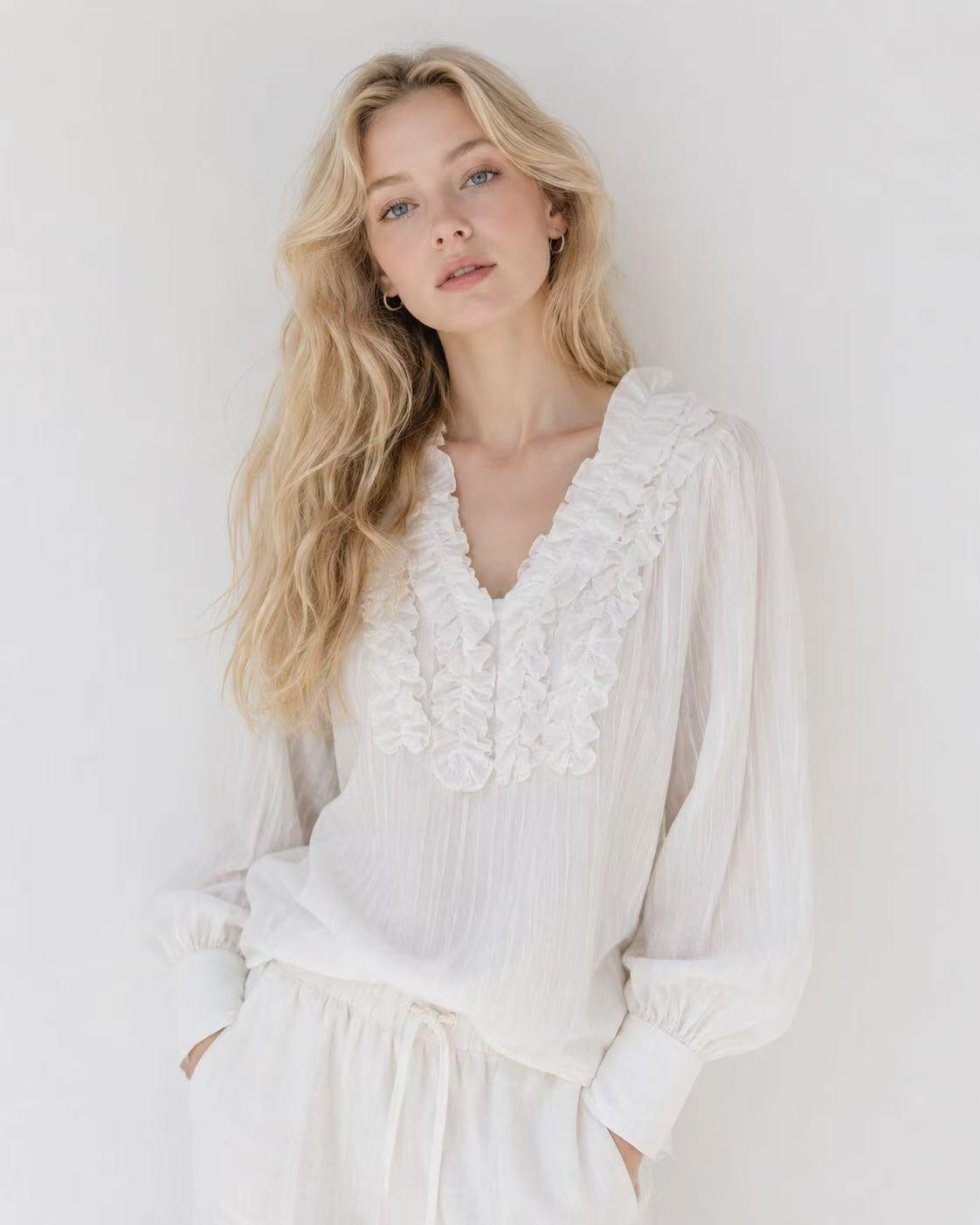 Wholesaler UPSTYLE - Blouse with ruffles