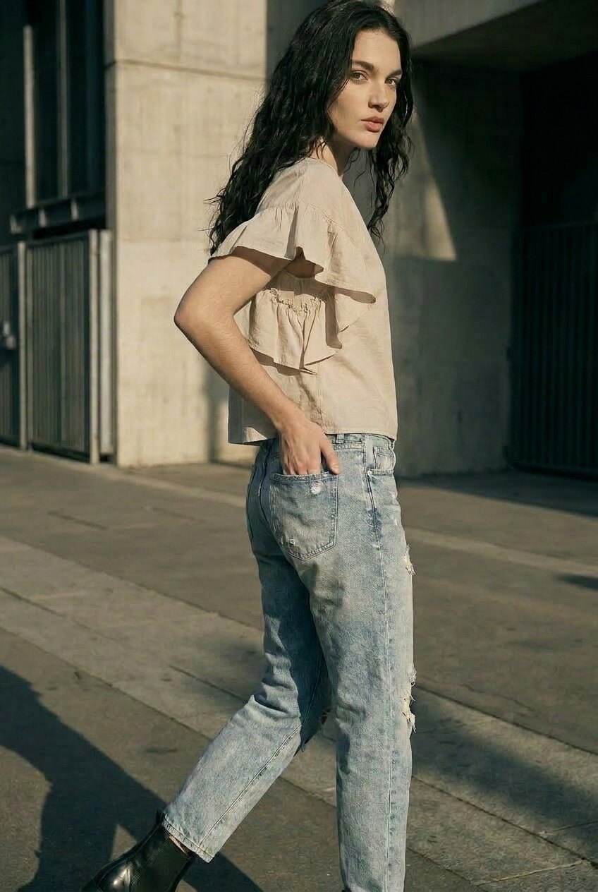 Wholesaler UPSTYLE - BLUSA CROP CON MANICHE A ROUCHES
